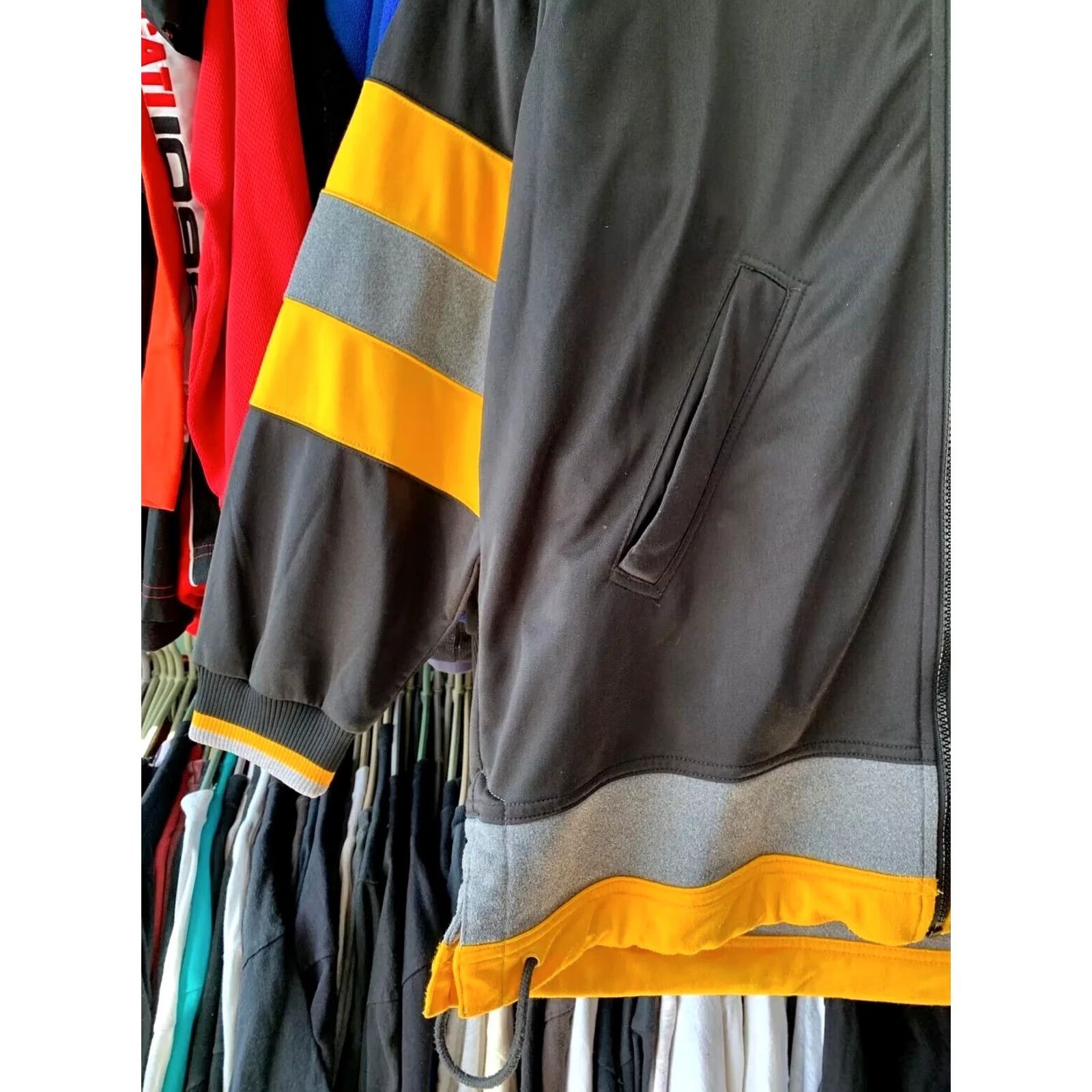 Nike VINTAGE Nike Track Jacket Black Mens Size S Big Logo Bomber Full Zip Jacket Size US S / EU 44-46 / 1 - 6 Thumbnail