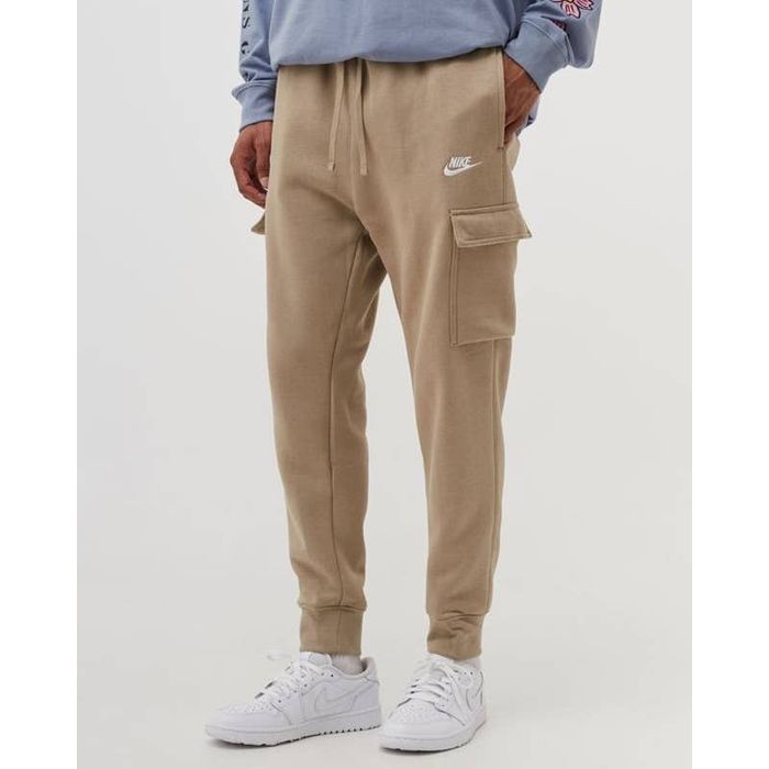 Nike NIKE Mens Small SPORTSWEAR CLUB FLEECE CARGO PANTS Tan | Grailed