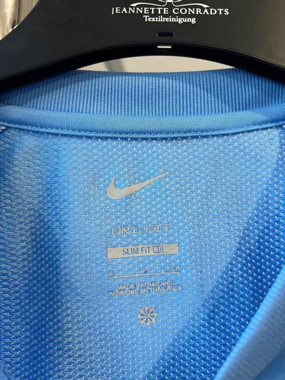 Nike 2022/23 SUNDERLAND AWAY SOCCER JERSEY FOOTBALL SHIRT SIZE S Size US S / EU 44-46 / 1 - 7 Thumbnail