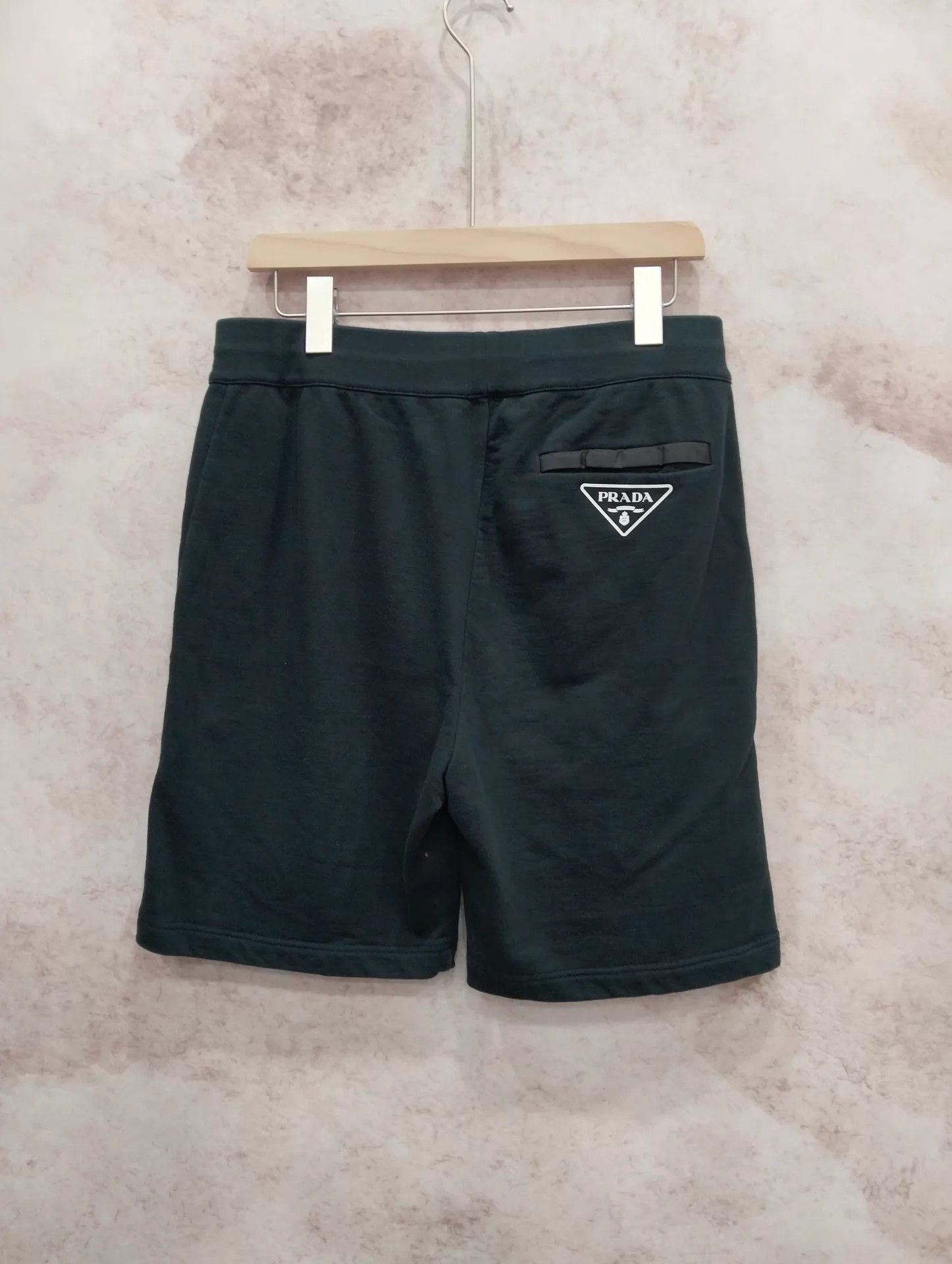 Prada Prada Black Casual Shorts L Size US 34 / EU 50 - 2 Thumbnail