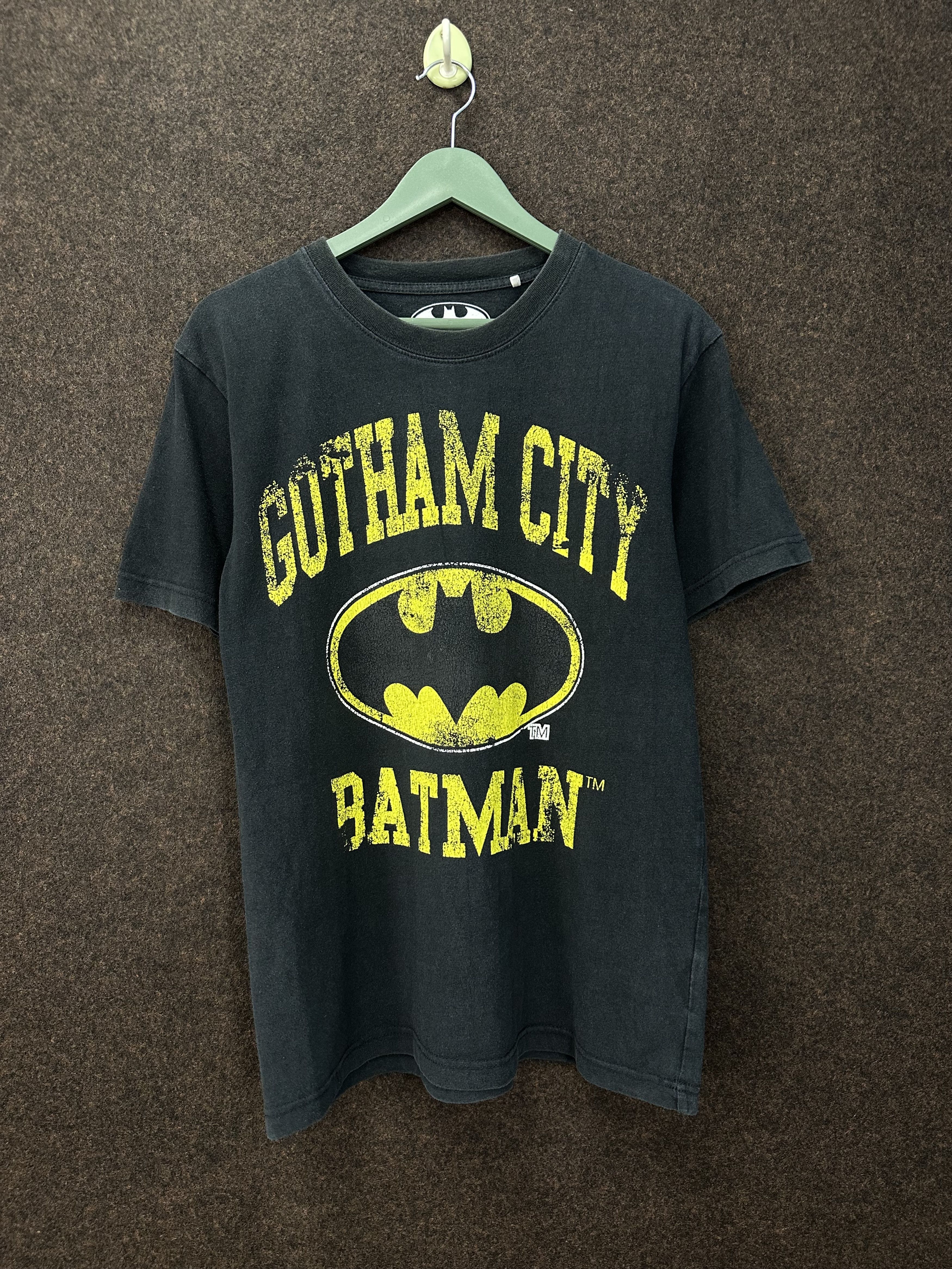 DC Comics Batman Gotham City Dc Comics Tshirt A1057 Size US M / EU 48-50 / 2 - 1 Thumbnail