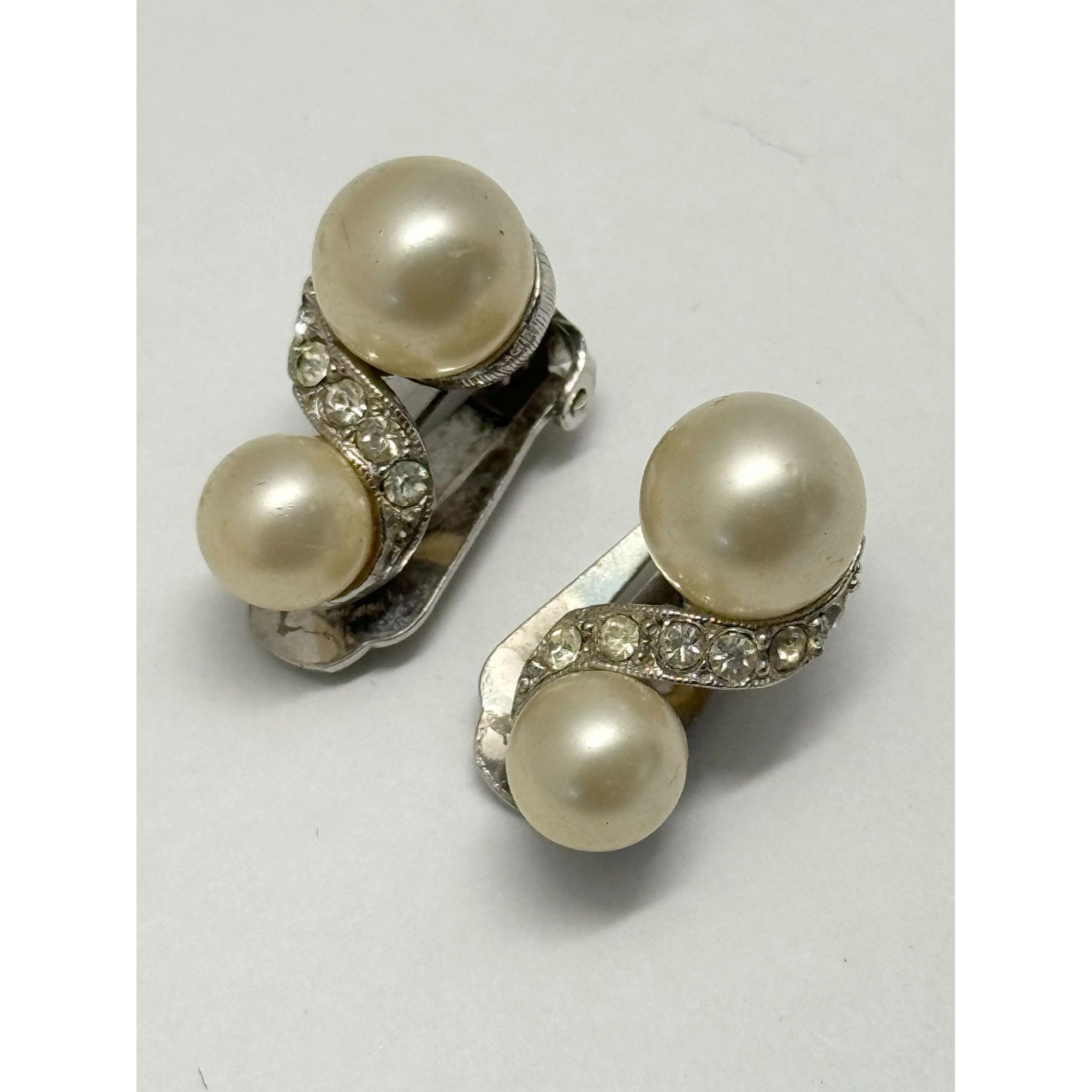 Vintage Vintage Marvella pearl rhinestone earrings Size ONE SIZE - 2 Thumbnail