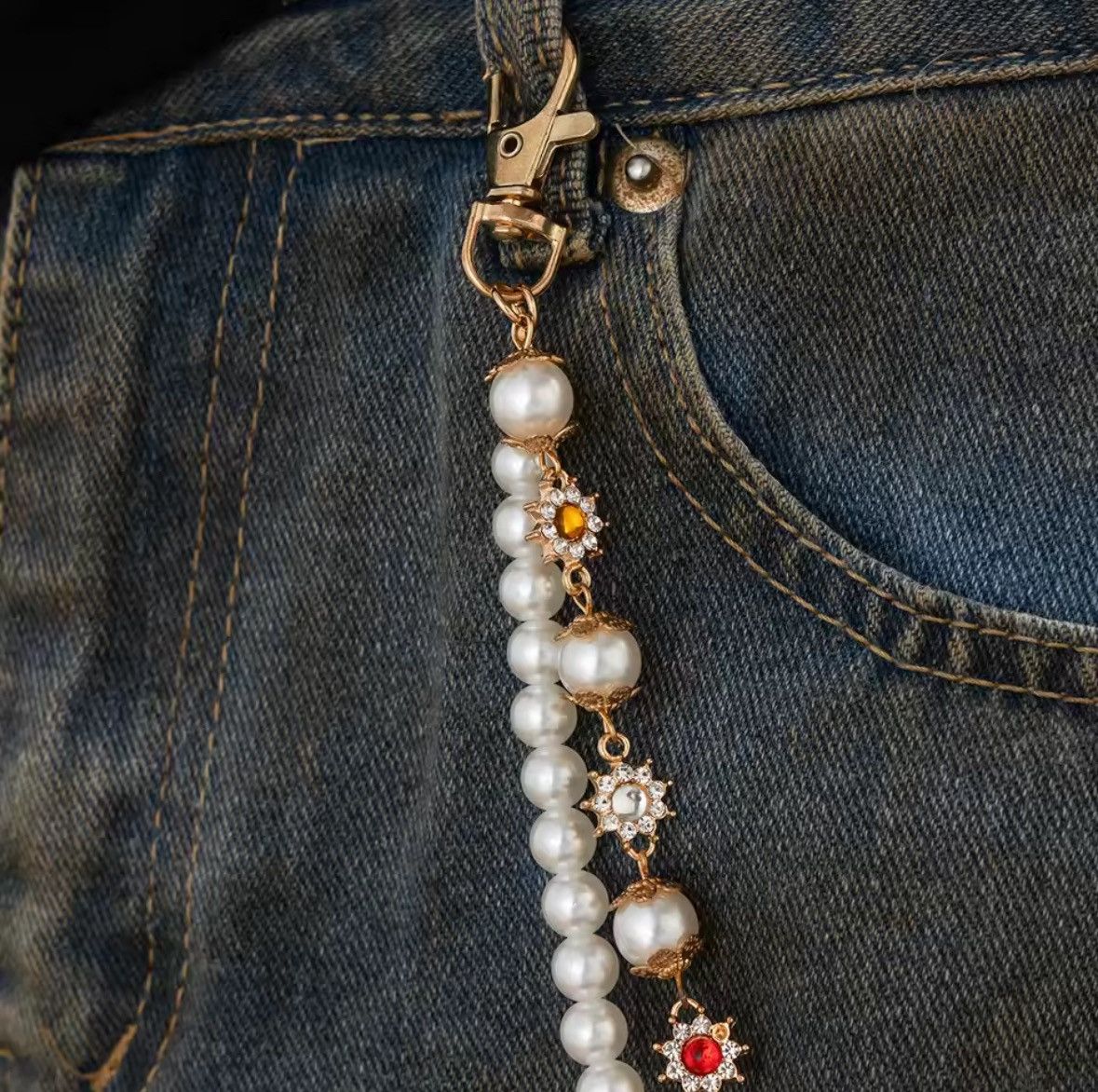 Other Salircon Exquisite Luxury Imitation Pearl Keychain Wallet Size ONE SIZE - 3 Thumbnail