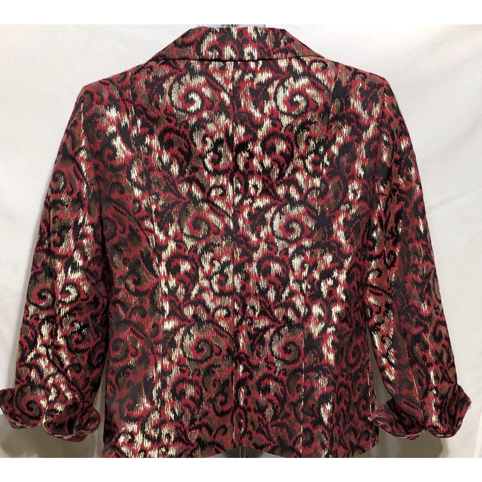 Kasper Kasper Brocade Jacket Blazer 12P Red Geometric Cropped Four-Button Jewel Button Size XL / US 12-14 / IT 48-50 - 3 Thumbnail