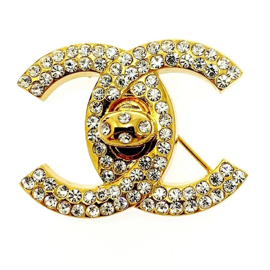 Chanel Vintage CHANEL golden turn lock CC pin brooch with crystals. Size ONE SIZE - 5 Thumbnail
