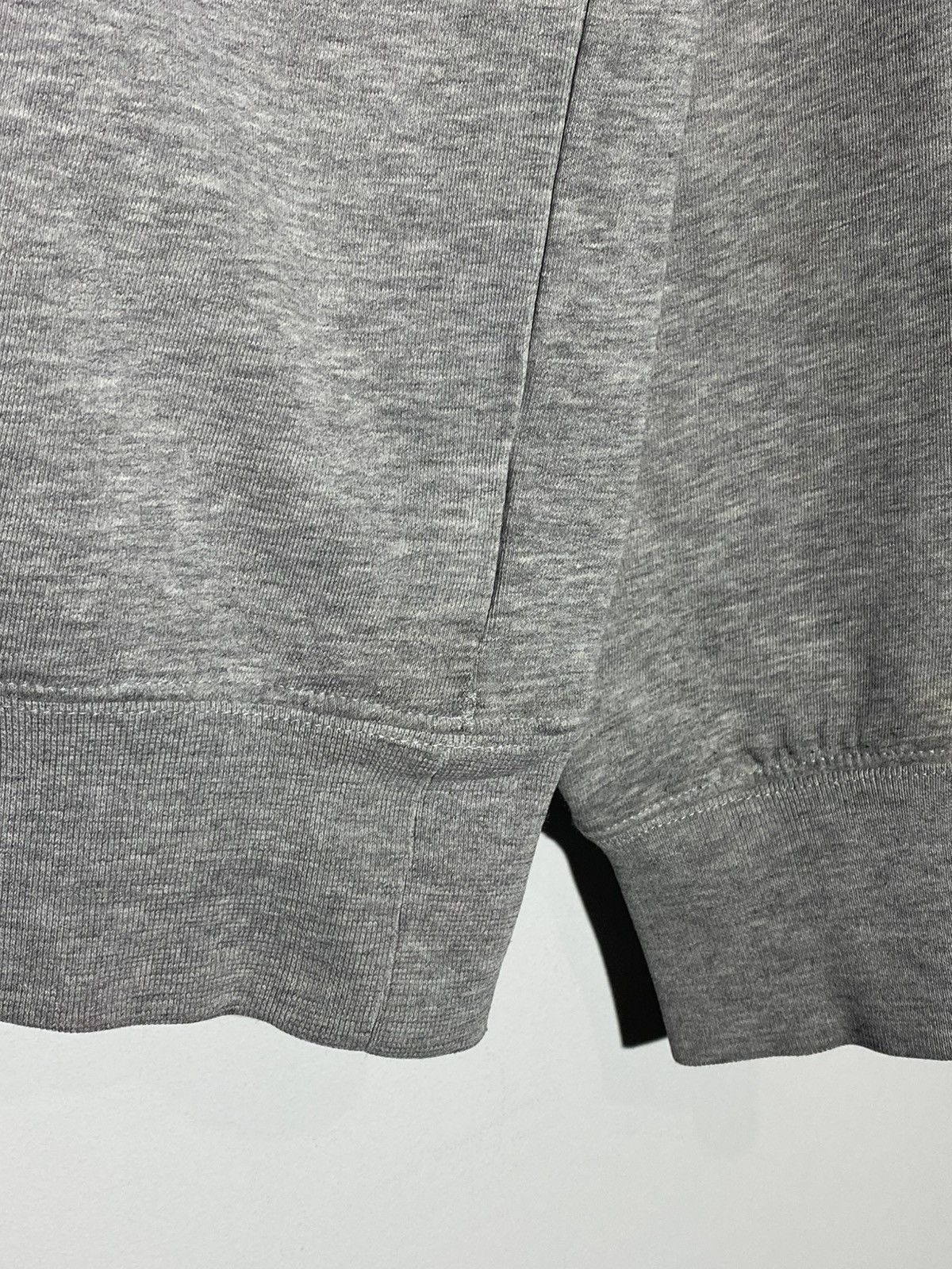 Nike 🔥 VINTAGE 00s NIKE CREWNECK SWEATSHIRT GREY Y2K ESSENTIALS Size US M / EU 48-50 / 2 - 6 Thumbnail