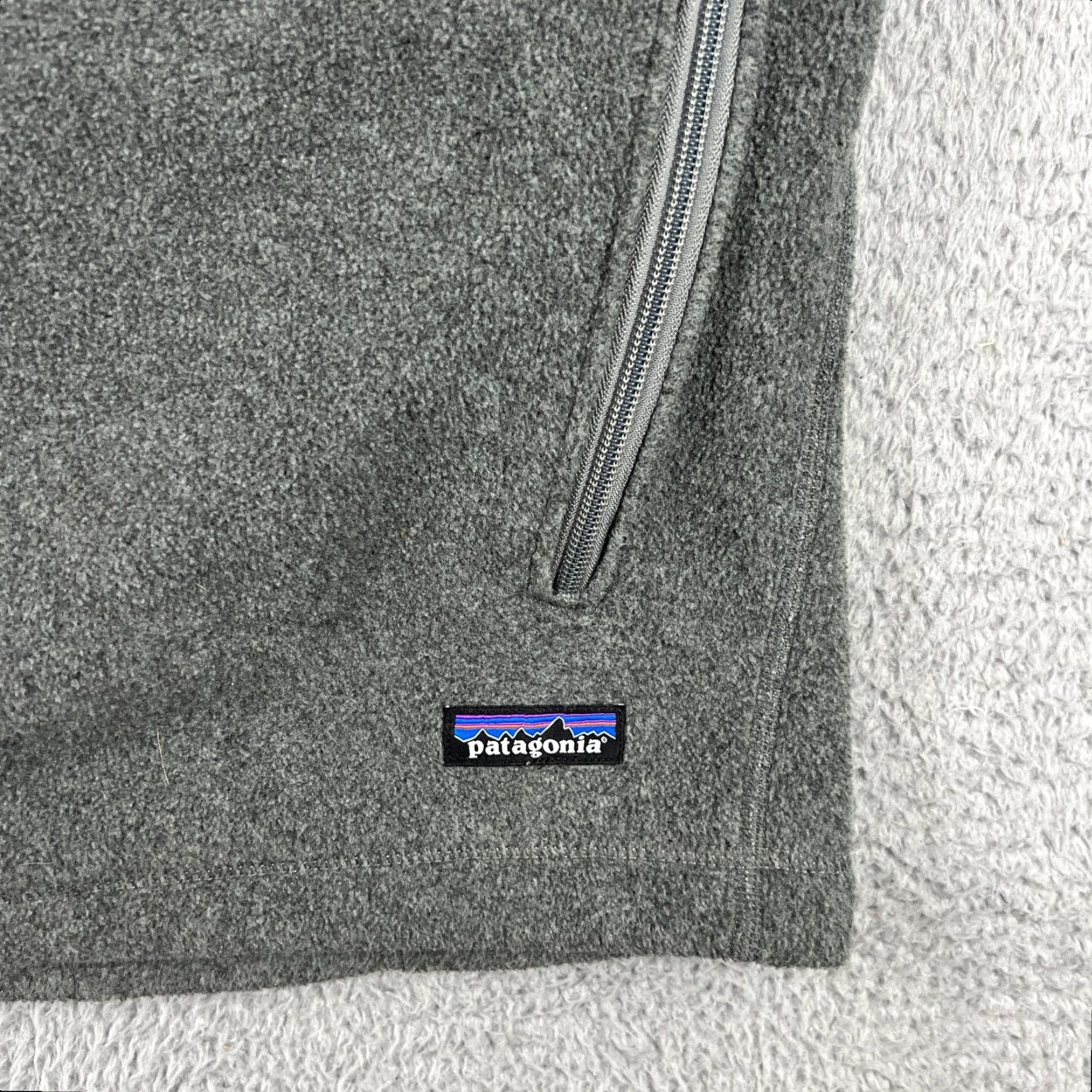 Patagonia Patagonia Synchilla Fleece Vest Men’s Size XL Gray Full Zip Pockets Best for Regular Fit Overcoat Style With Pockets Size US XL / EU 56 / 4 - 2 Thumbnail