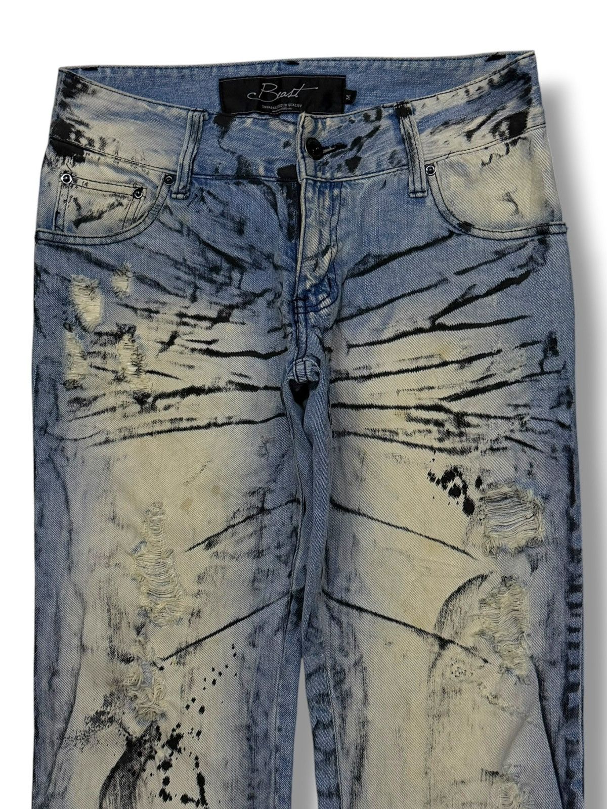 Japanese Brand Vintage Y2K Beast Japanese Distressed Denim Jeans | W31 Size US 31 - 4 Thumbnail