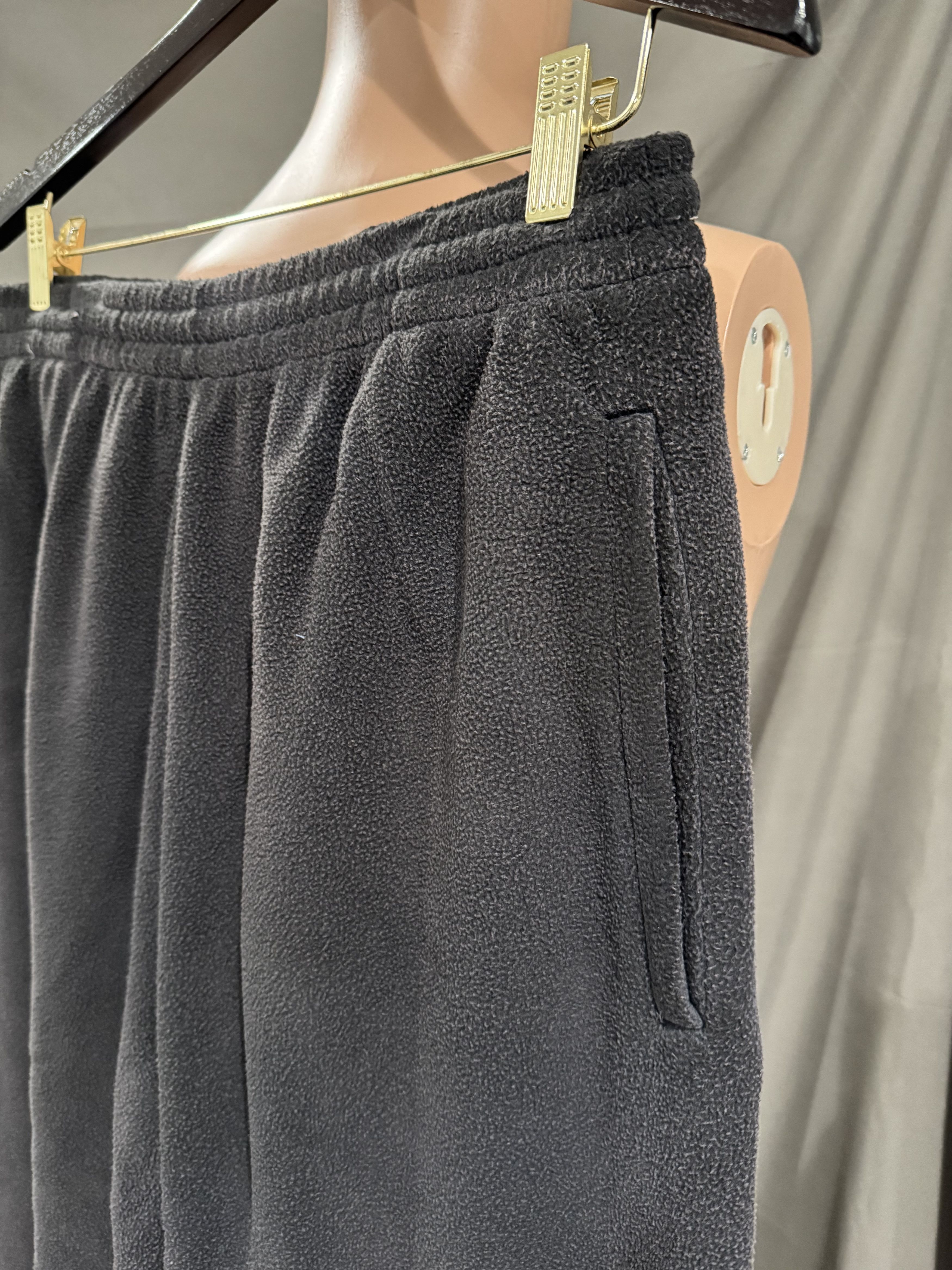 Gap × Yeezy Yeezy Gap LA H10 Polar Fleece Black Sweatpants Size Medium Size US 32 / EU 48 - 5 Thumbnail