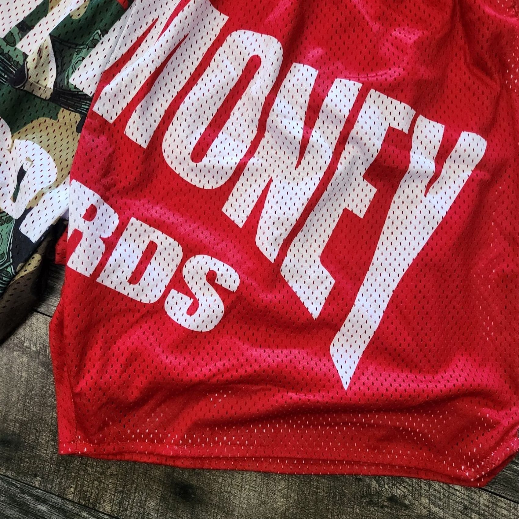 Vintage Headgear Classics Basketball Shorts 3XL Hip Hop Y2k Wayne Red Camo Mens Size US 39 - 2 Thumbnail