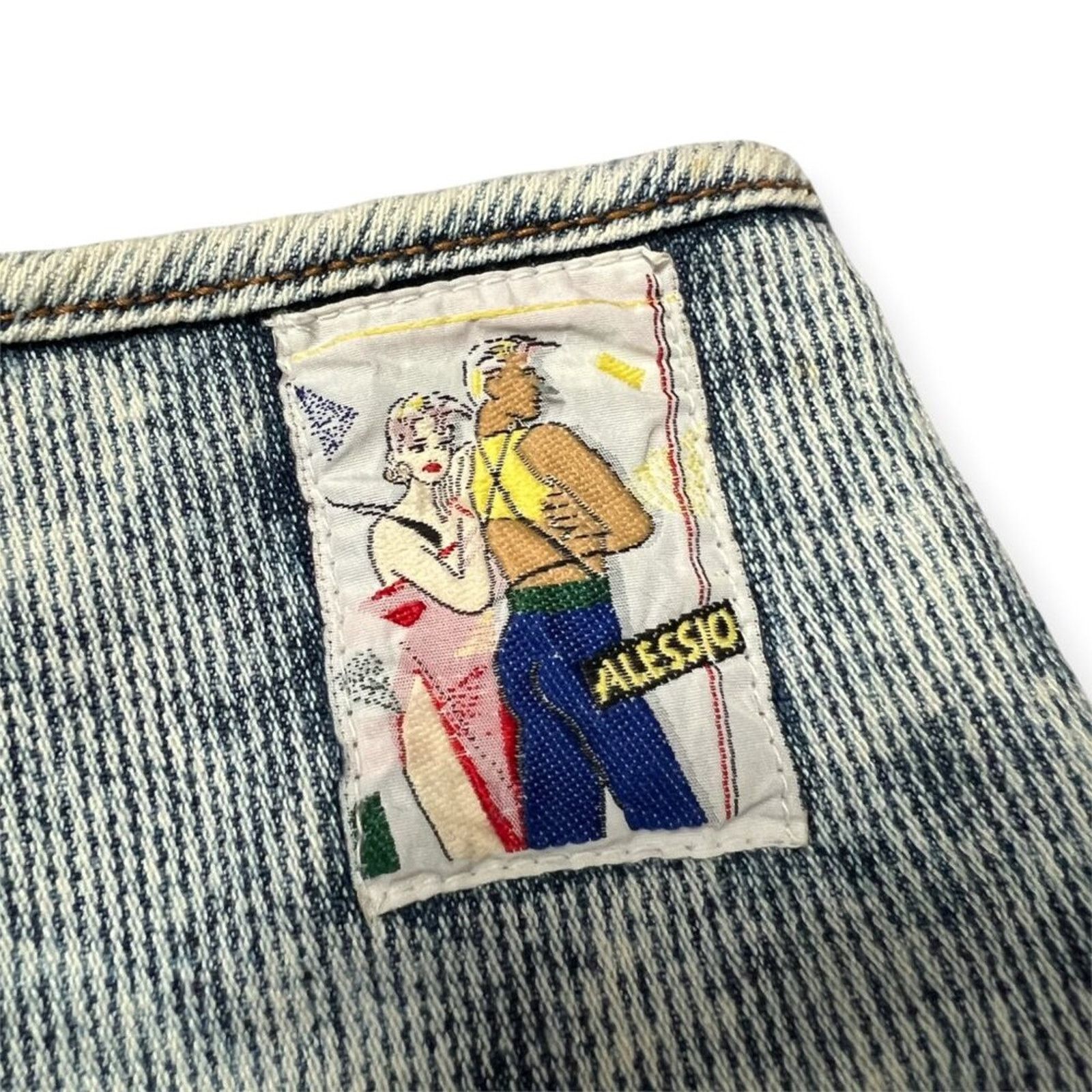 Other Vintage Alessio Acid Wash Mom Jean Light Blue Size 9/10 Size 26" / US 2 / IT 38 - 4 Thumbnail