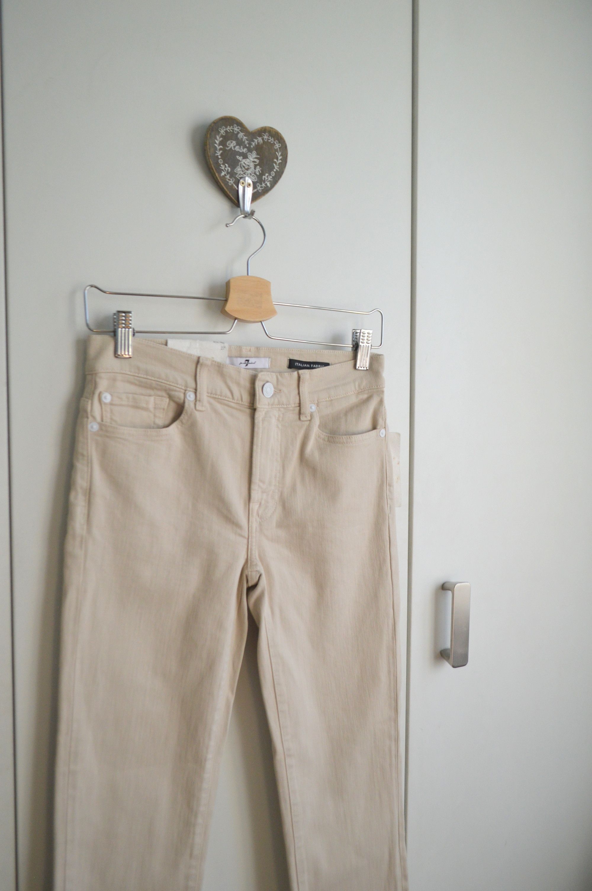 7 For All Mankind 7 for All Mankind NEW Light Beige Jeans, 27 Premium Size 27" / US 4 / IT 40 - 3 Thumbnail