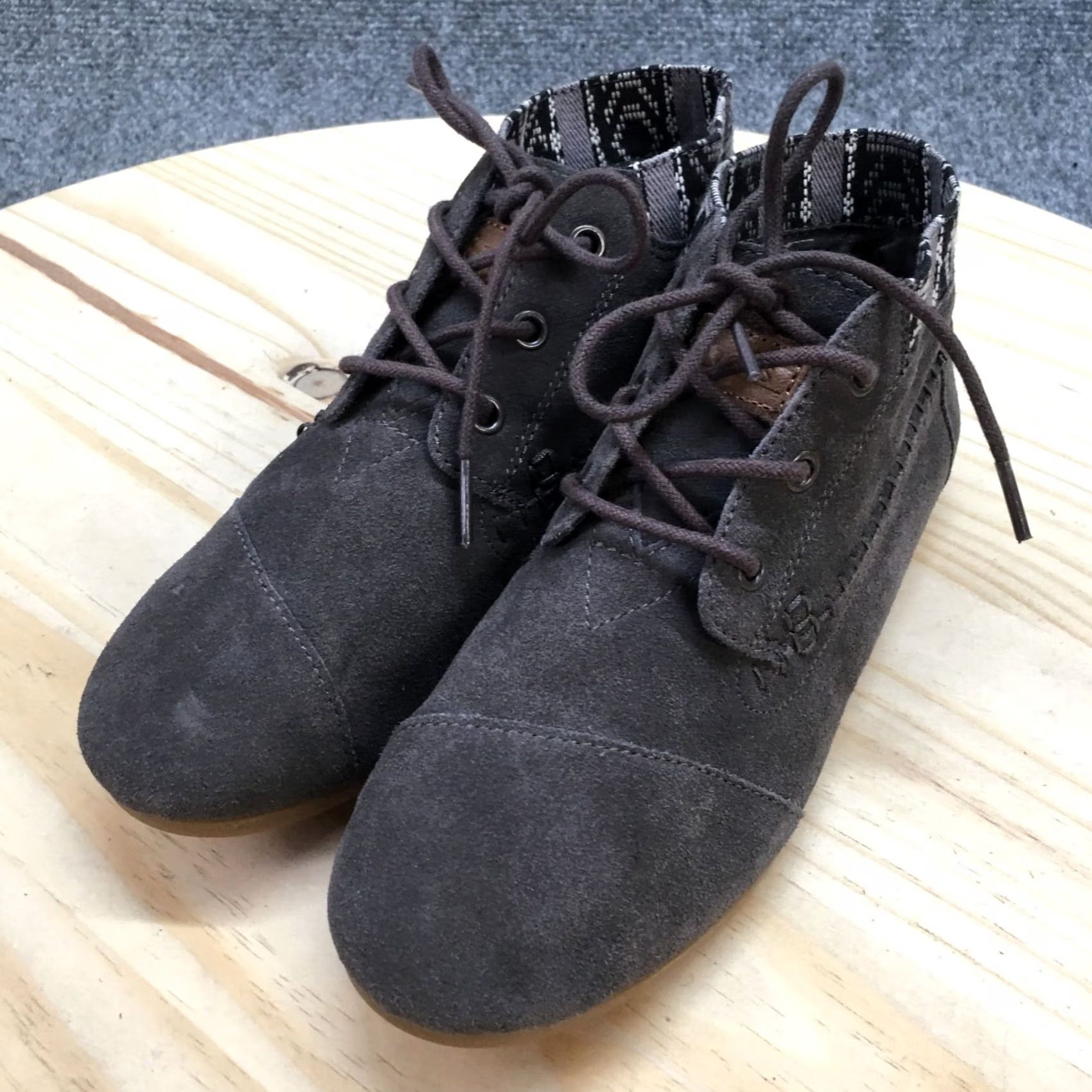 Toms Toms Boots Womens 6 Ankle Booties Gray Suede Casual Lace Up Almond Toe Flat Shoes Boots Female 6 Gray Suede Casual Lace Up Almond Toe Flat Size US 6 / IT 36 - 3 Thumbnail