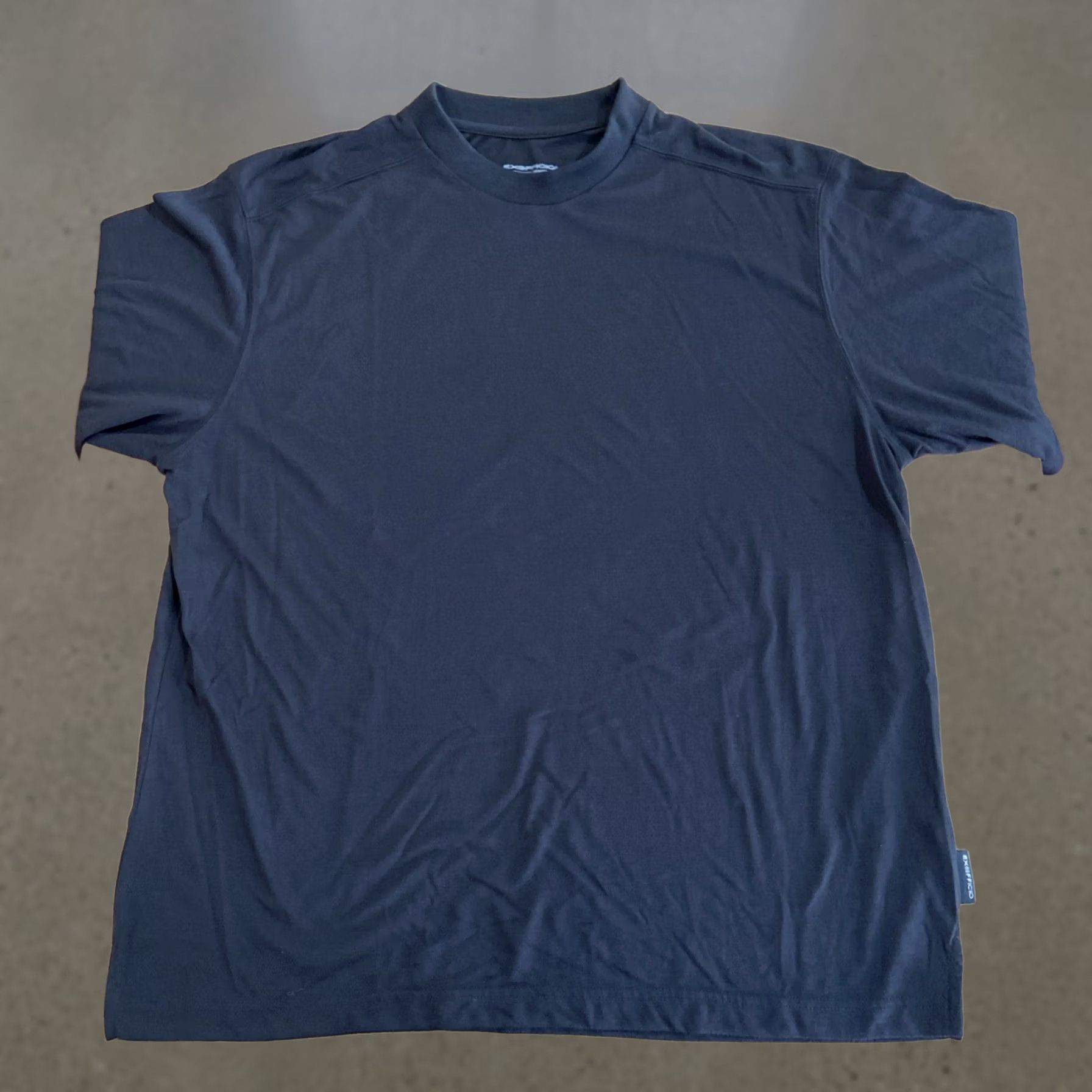 ExOfficio ExOfficio T-Shirt Men L Black Short Sleeve Solid Relaxed Regular Shirt Mens Black L Size US L / EU 52-54 / 3 - 1 Thumbnail