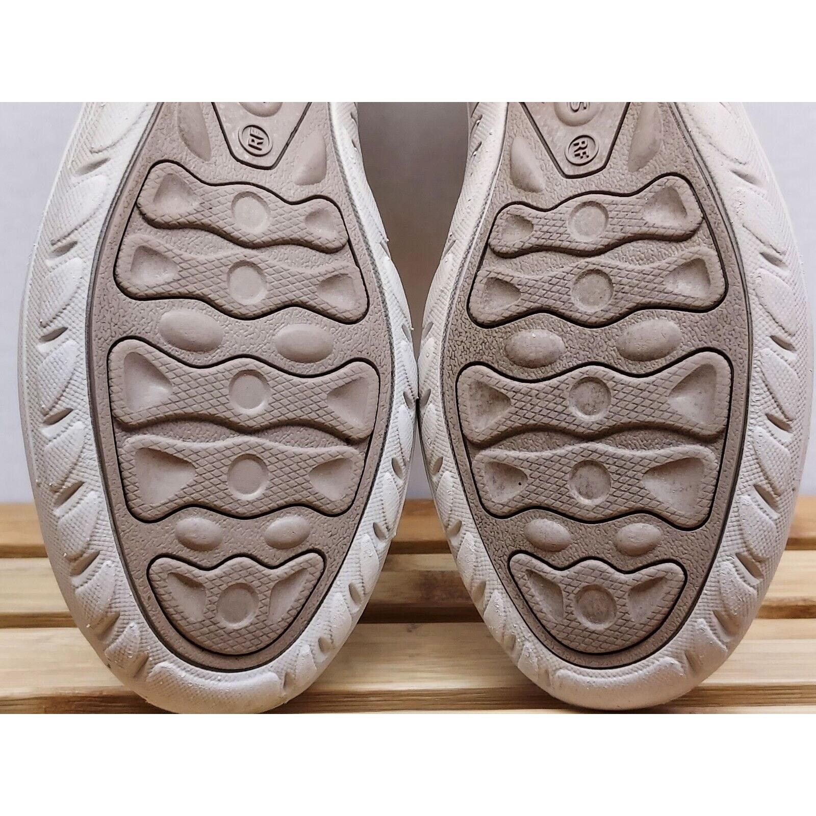 SKECHERS Skechers Womens | Beige | Reggae Fest Slip On Shoes Size 7 Size US 7 / IT 37 - 10 Thumbnail