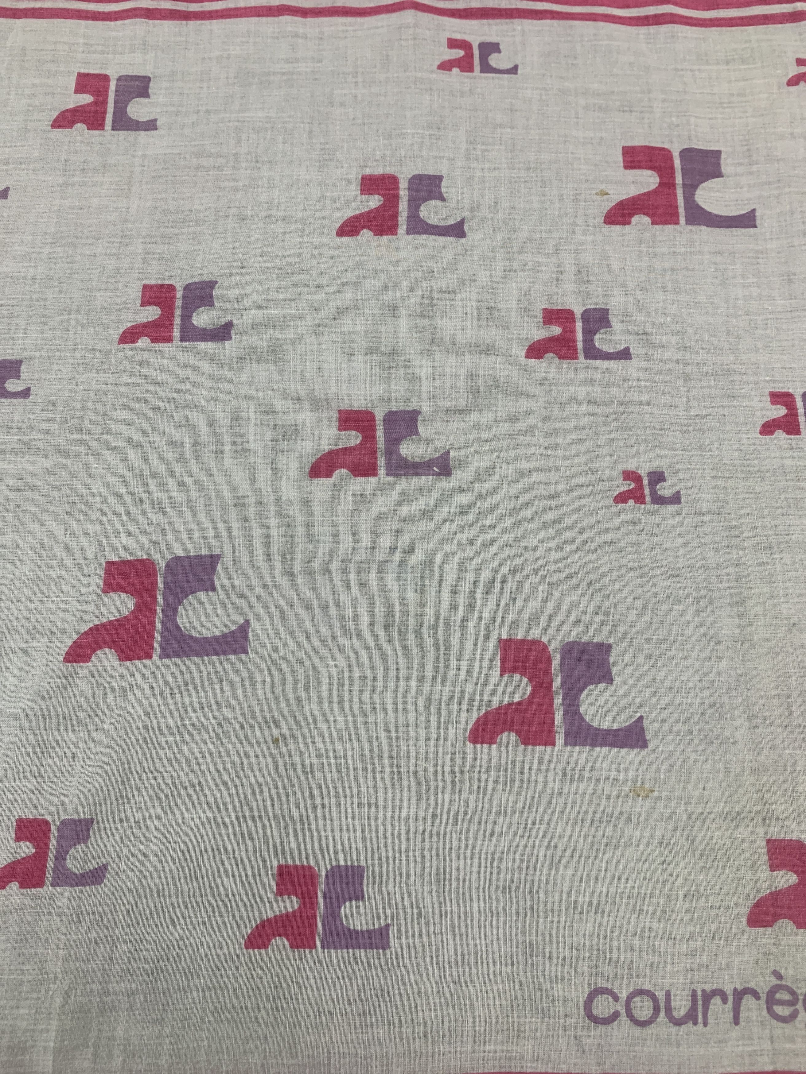 Courreges × Vintage Vintage Courrèges Neckerchief/Handkerchief - HKA967 Size ONE SIZE - 5 Thumbnail