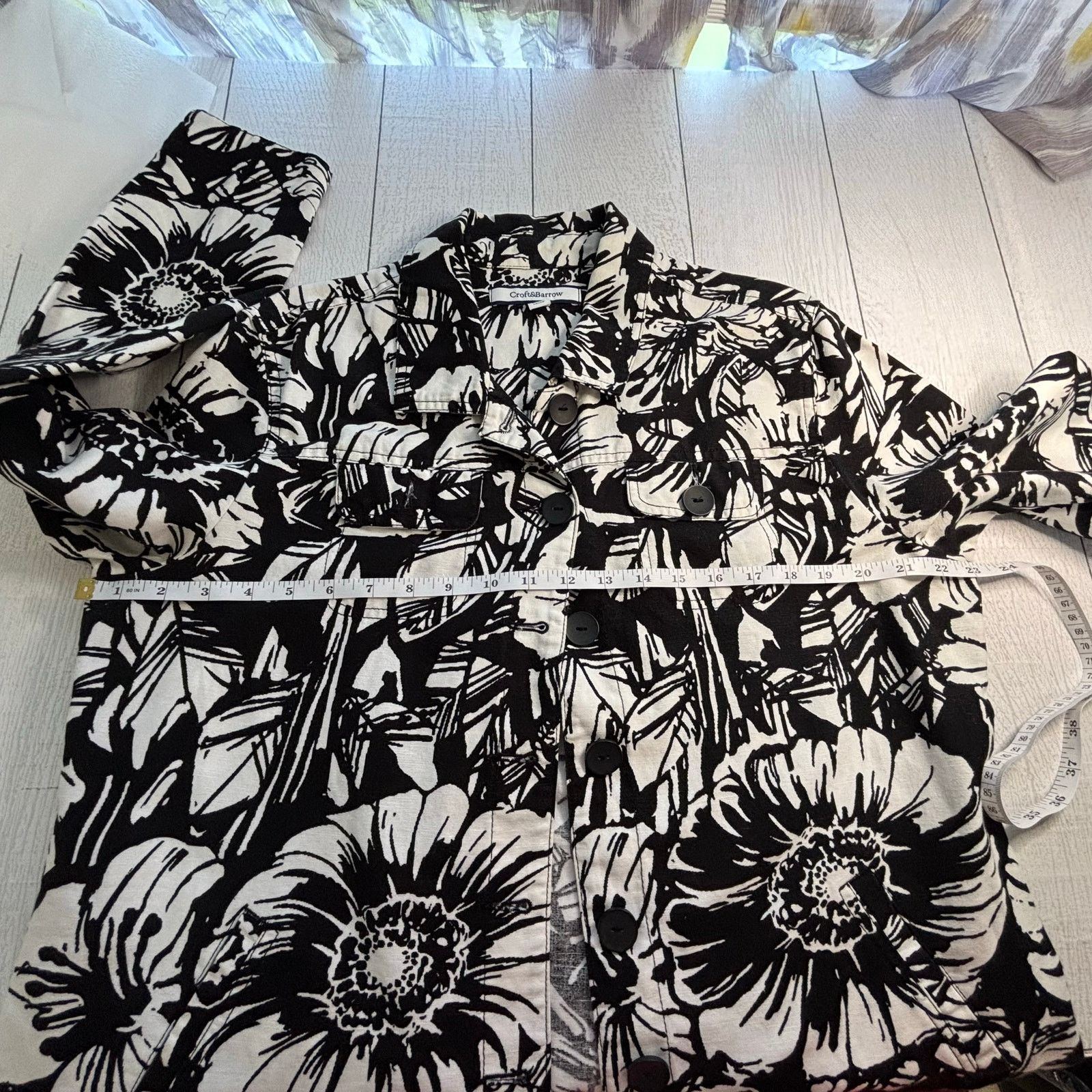 Croft & Barrow Croft & Barrow Black and White Floral Jacket Size XL Size XL / US 12-14 / IT 48-50 - 4 Thumbnail