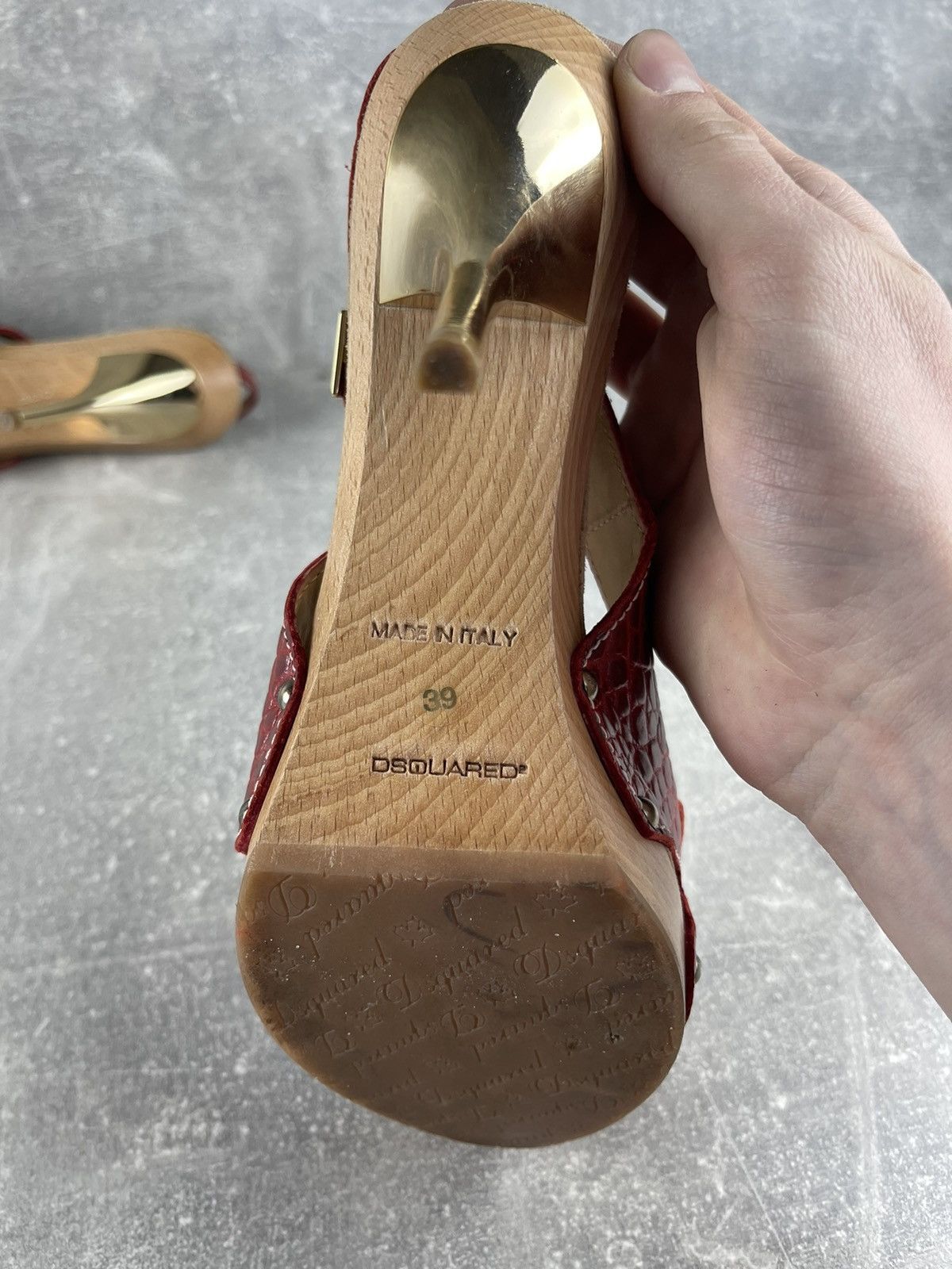 Dsquared2 Vintage Dsquared Archives Red Wood Platform Slingback Heels Size US 9 / IT 39 - 8 Thumbnail