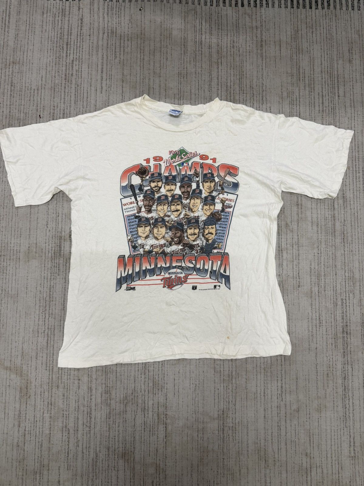 MLB Vintage 1991 mlb minnesota wwins tshirt Size US L / EU 52-54 / 3 - 1 Thumbnail