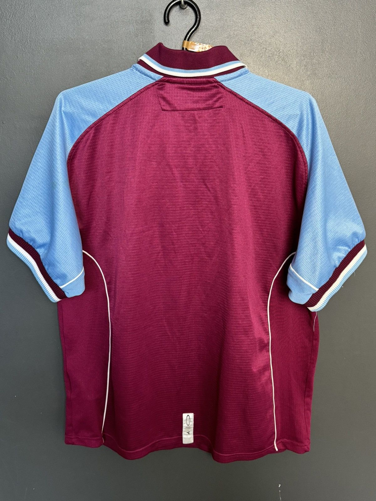 Diadora Aston Villa 00/01 Home Football Jersey Size US M / EU 48-50 / 2 - 2 Thumbnail