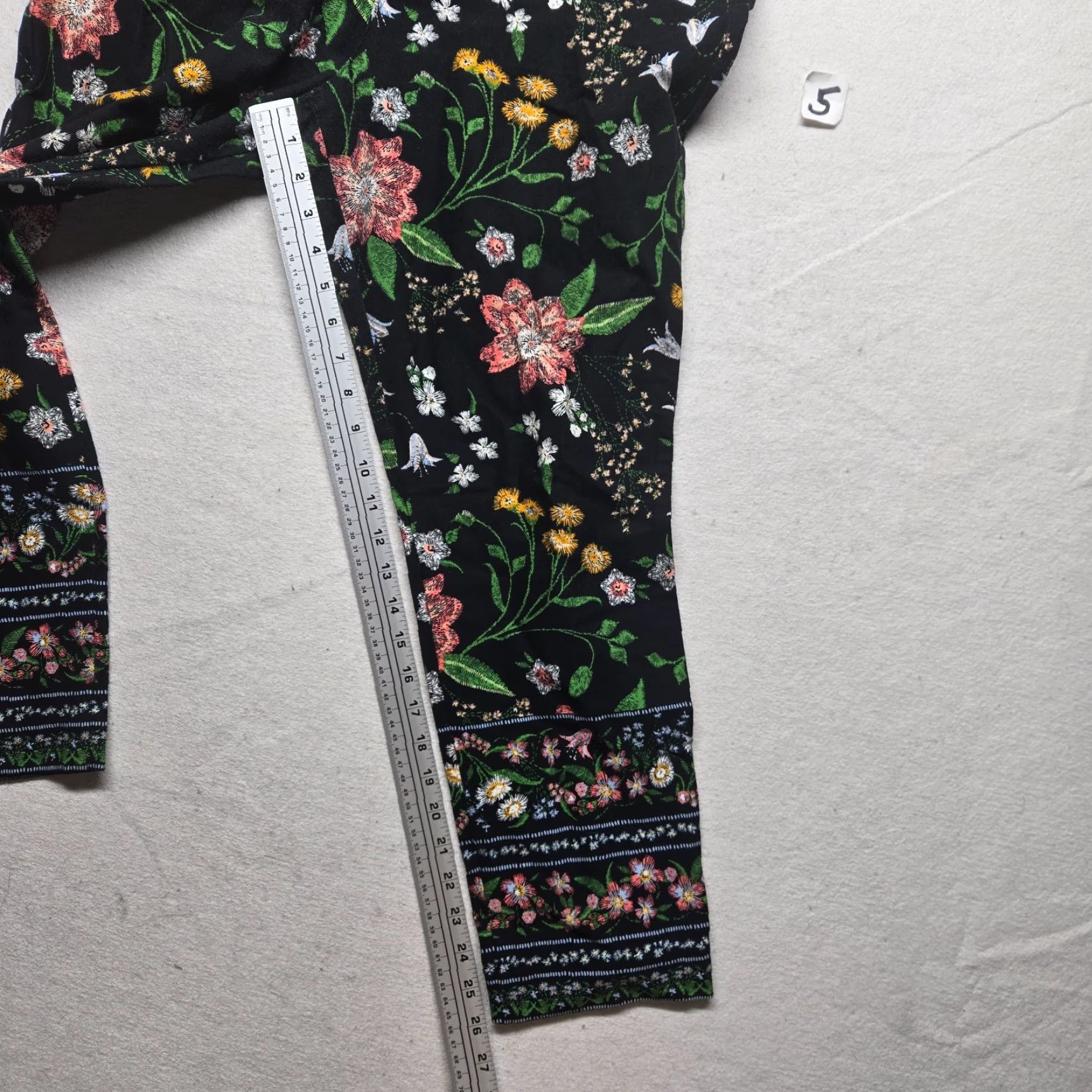 Old Navy Old Navy Floral Pants Women's 16 Mid Rise Skinny Ankle Casual Workwear Blue Size 38" / US 16 / IT 52 - 7 Thumbnail