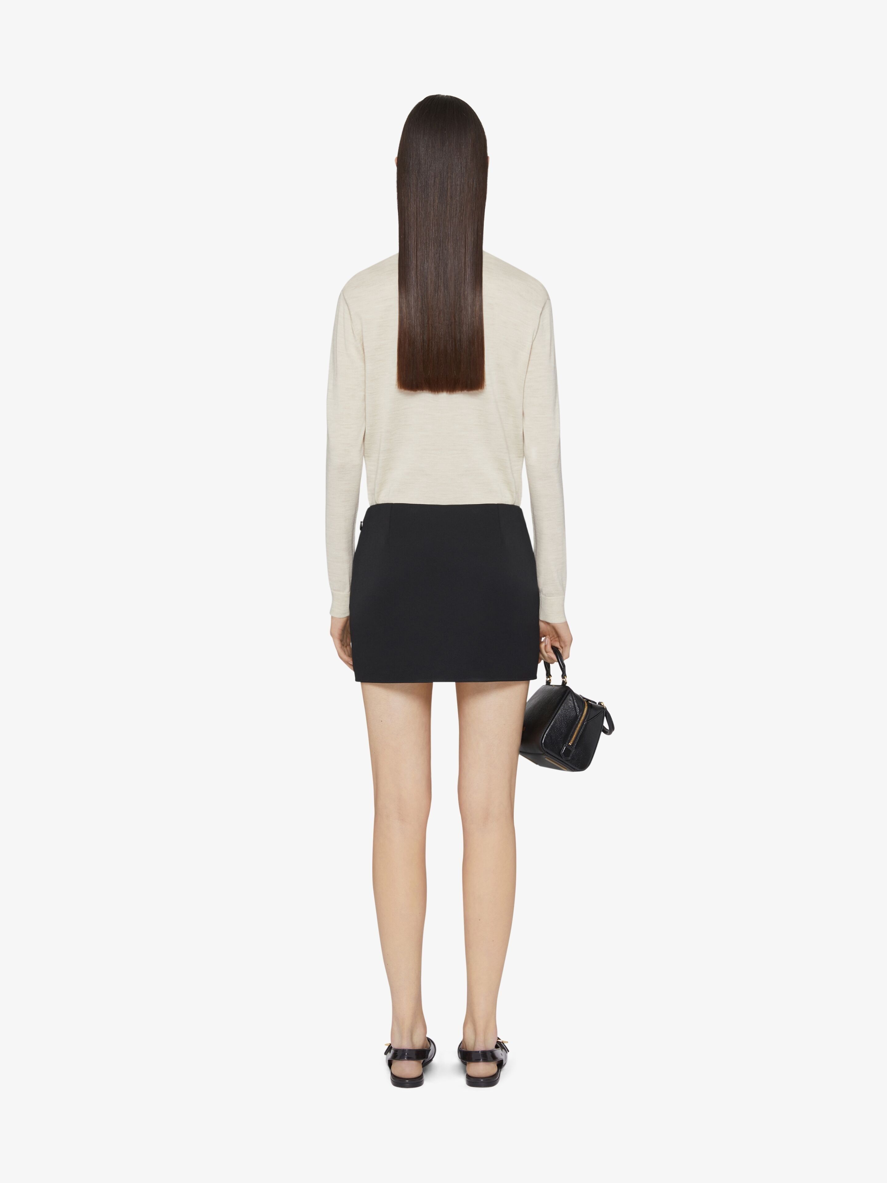 Givenchy o1srvl11e0325 Cardigan In Wool With 4G Bow Detail Sea Salt Size L / US 10 / IT 46 - 4 Thumbnail