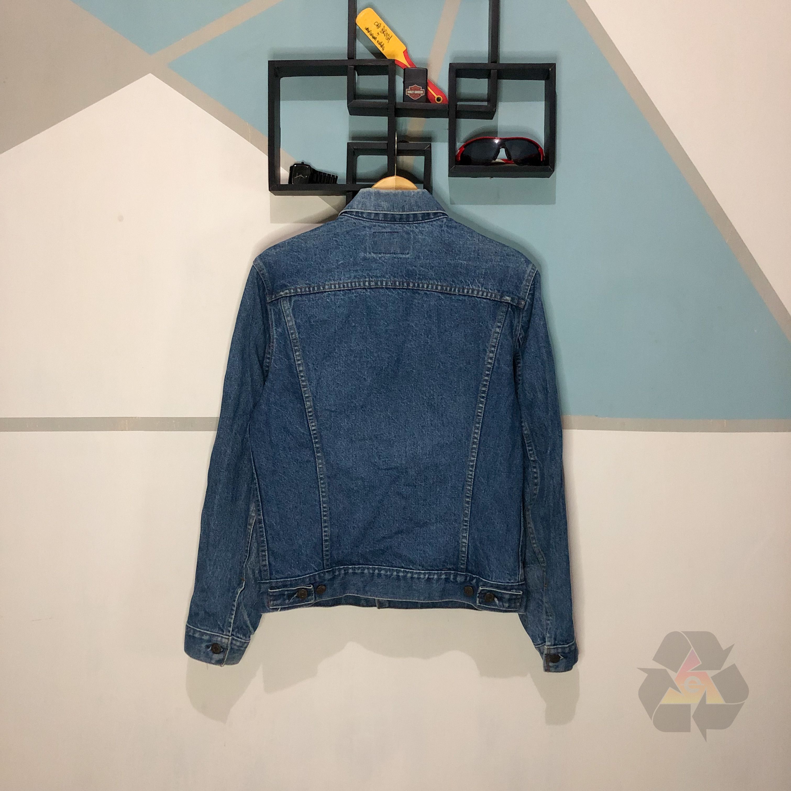 Levi's Vintage Levi's Strauss & Co.Denim Jacket Size US L / EU 52-54 / 3 - 12 Thumbnail