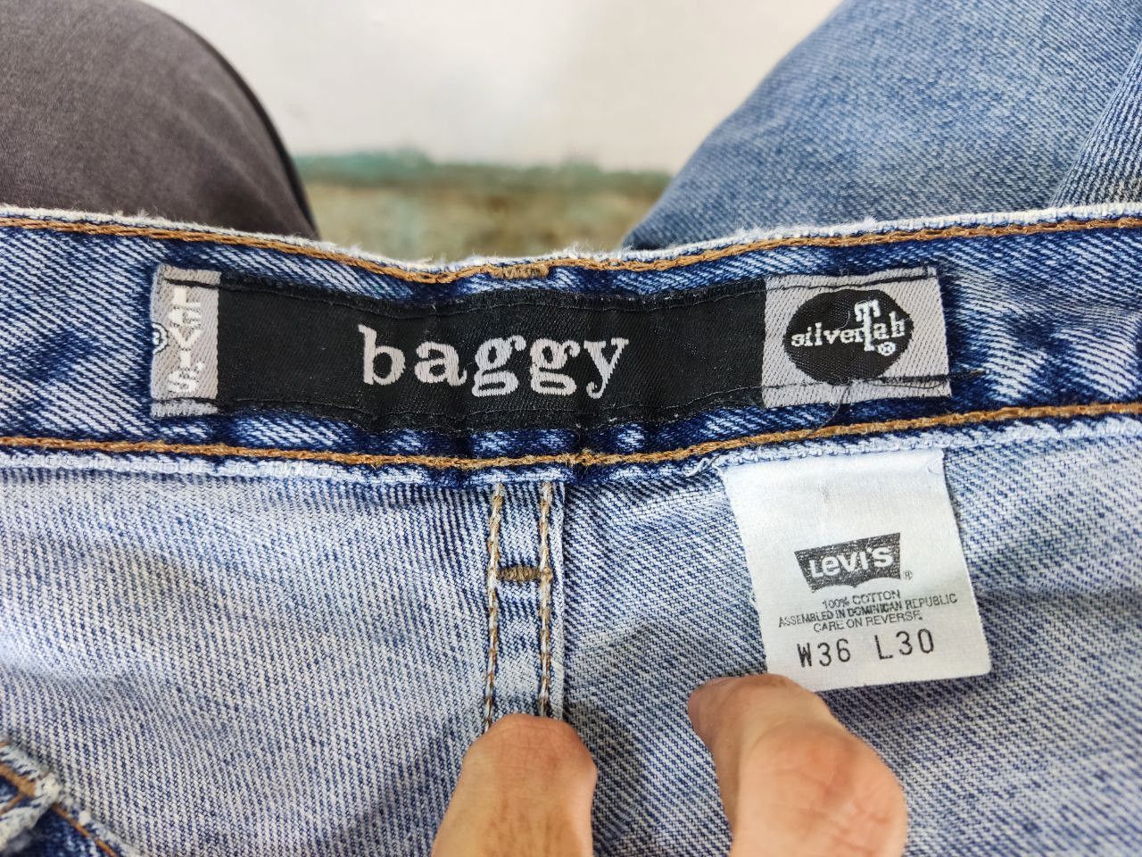 Levi's vintage levis silvertab baggy denim nice design Size US 37 - 6 Thumbnail