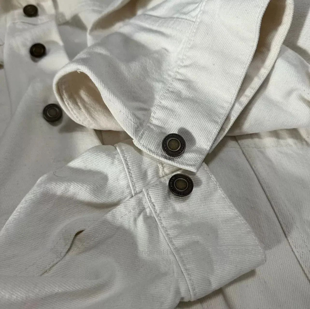 Saint Laurent Paris Saint Laurent SS22 White Denim Jacket Men. Size US M / EU 48-50 / 2 - 6 Thumbnail