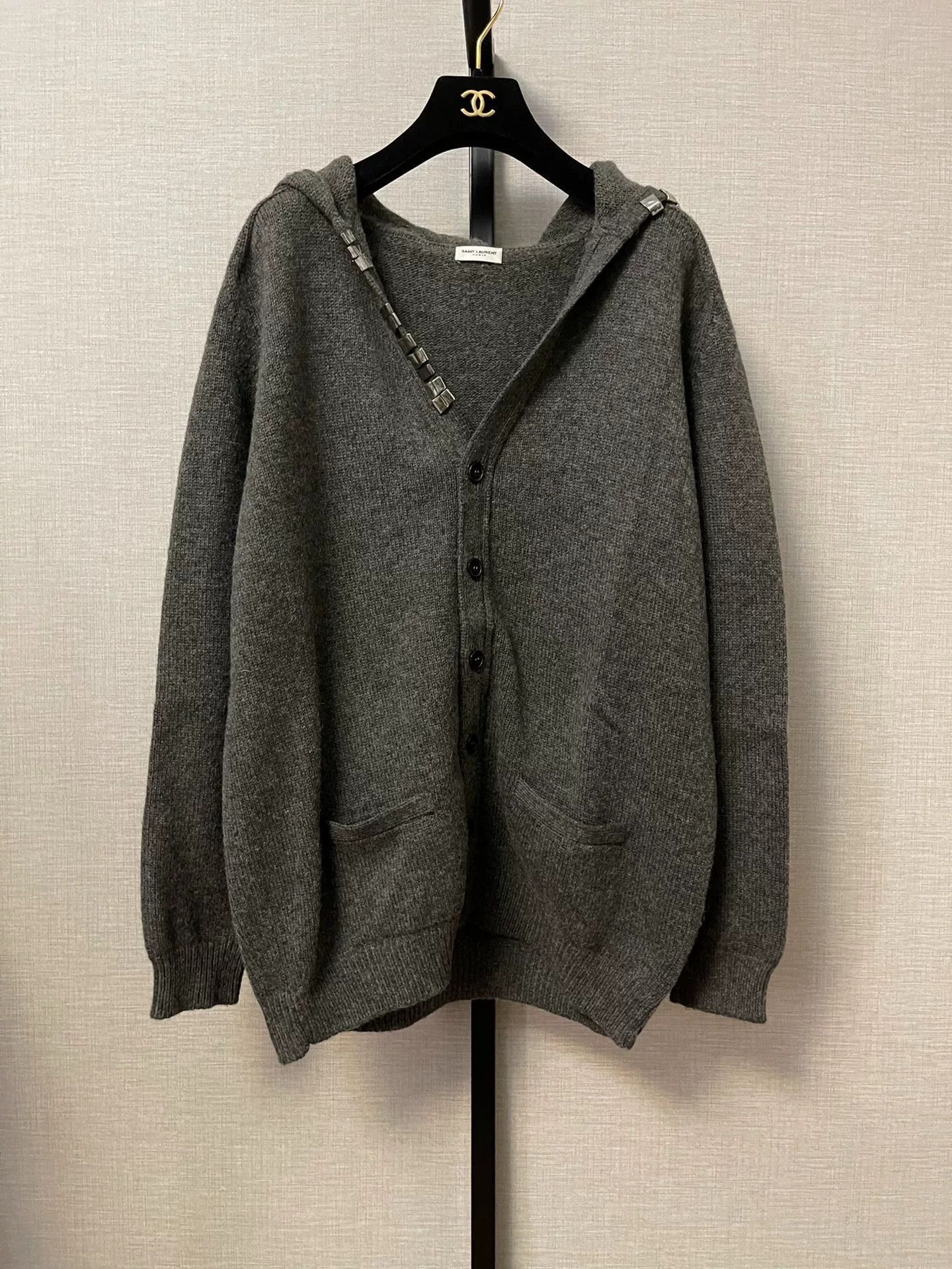 Saint Laurent Paris oversized gray cardigan with metal details. Size US M / EU 48-50 / 2 - 1 Thumbnail