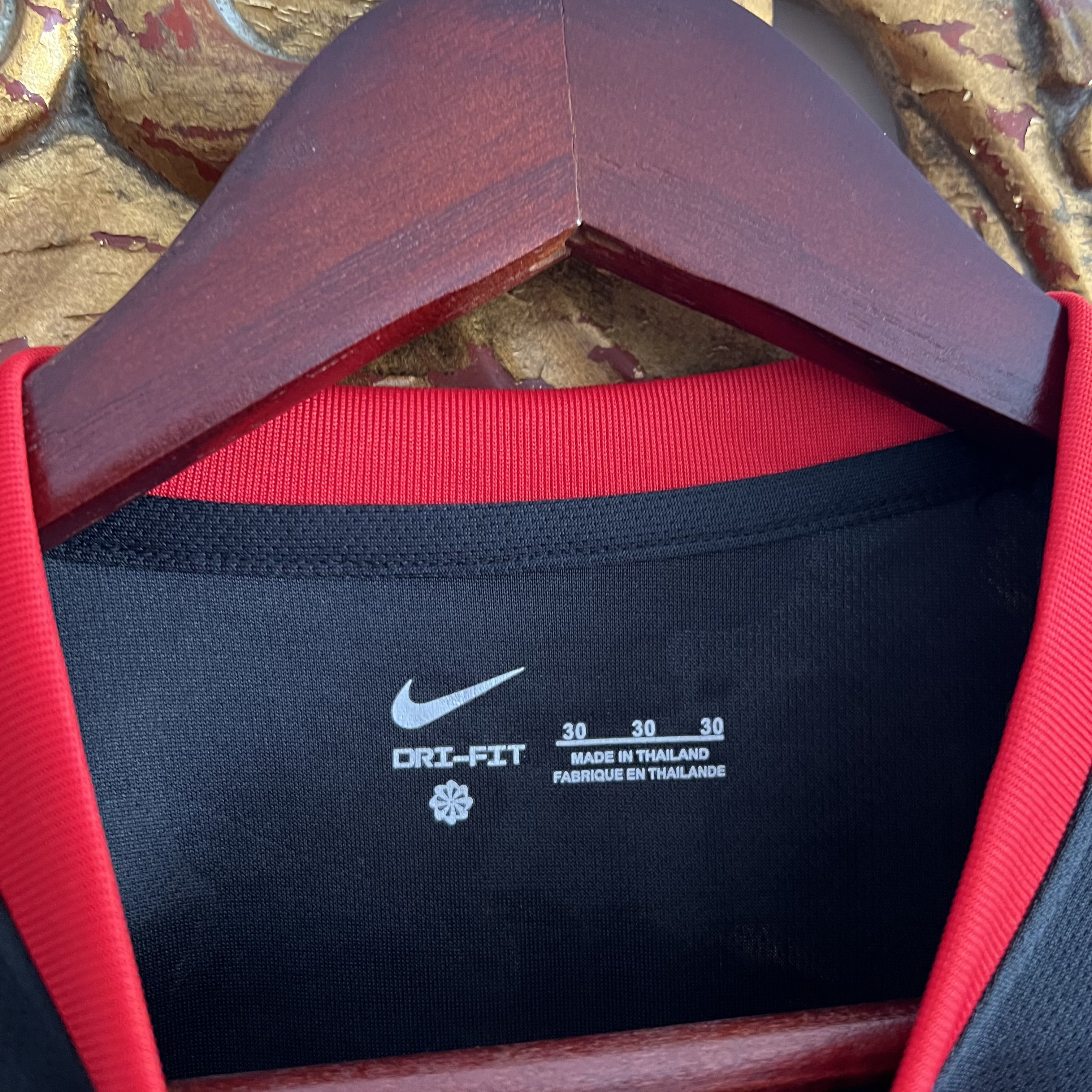 Nike RARE LaLiga Nike Mallorca FC Away Football Jersey Size US S / EU 44-46 / 1 - 4 Thumbnail