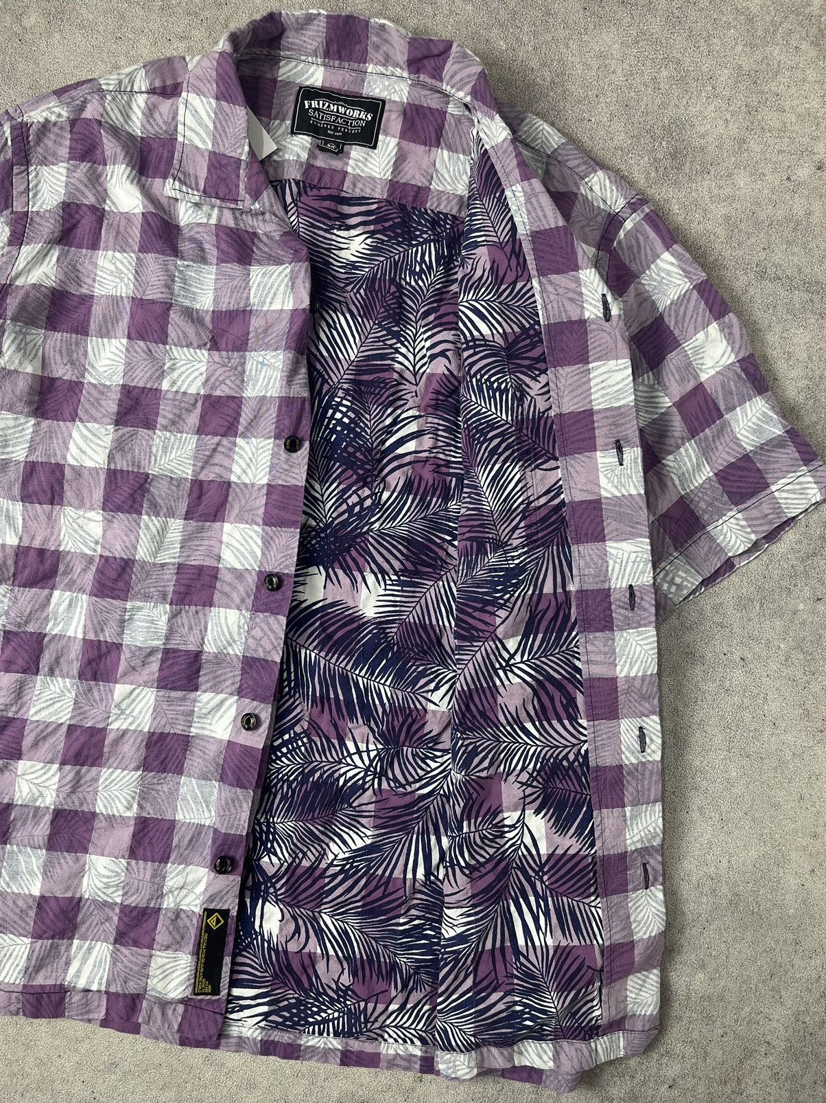 FrizmWORKS × Japanese Brand × Uniform Bridge Frizmworks aloha half shirt checked palm violet shirt Size US XL / EU 56 / 4 - 8 Thumbnail