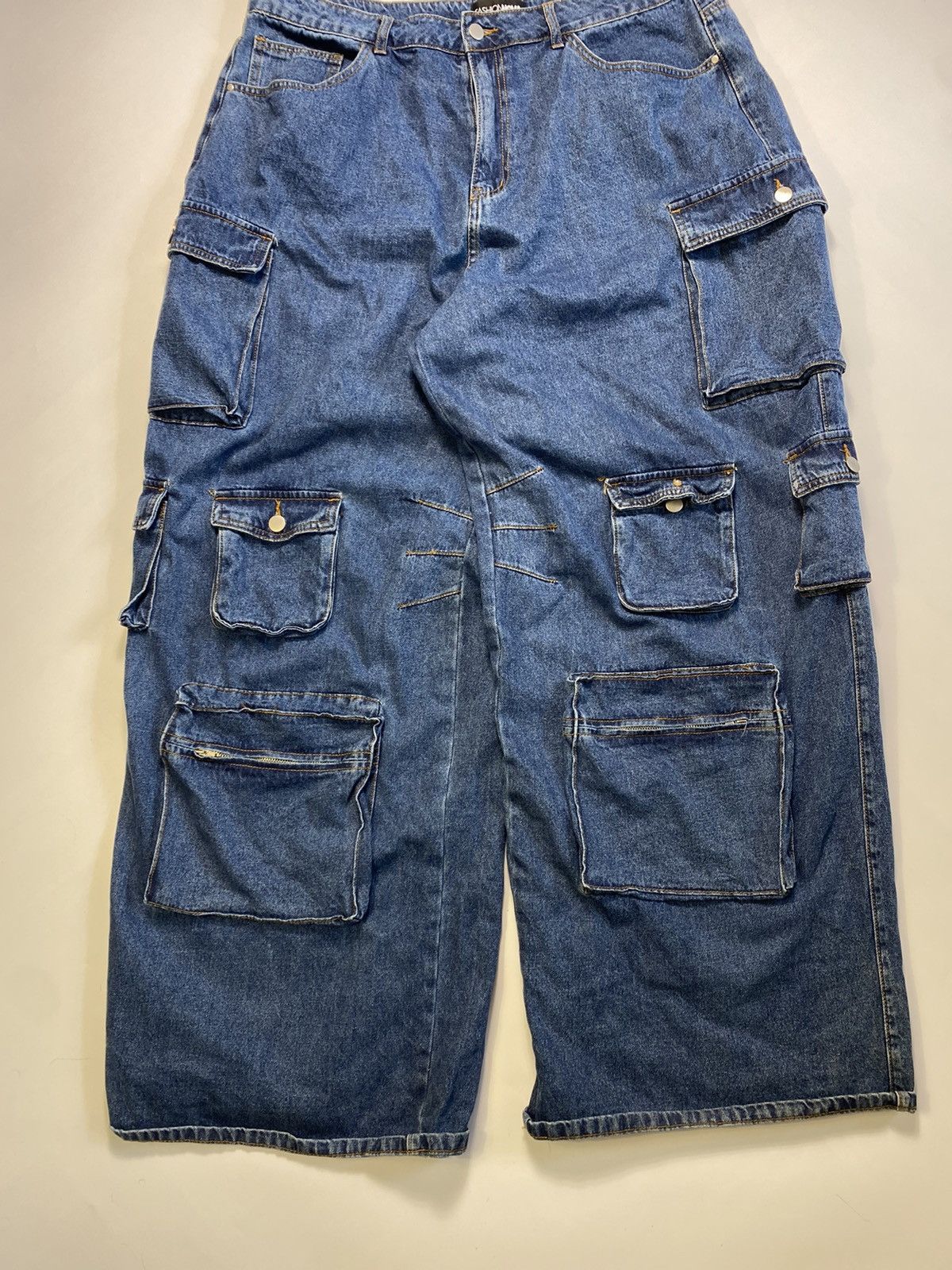 Fashion Nova × Vintage Fashion Nova Y2k Baggy Rap Multi Pocket Jeans Pants Jnco Size US 36 / EU 52 - 6 Thumbnail