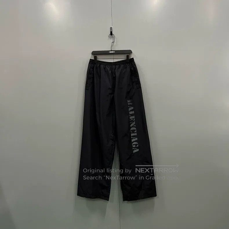 Balenciaga Balenciaga size S Black Lettering Printed Elastic Waist Tr Size US 27 - 1 Thumbnail