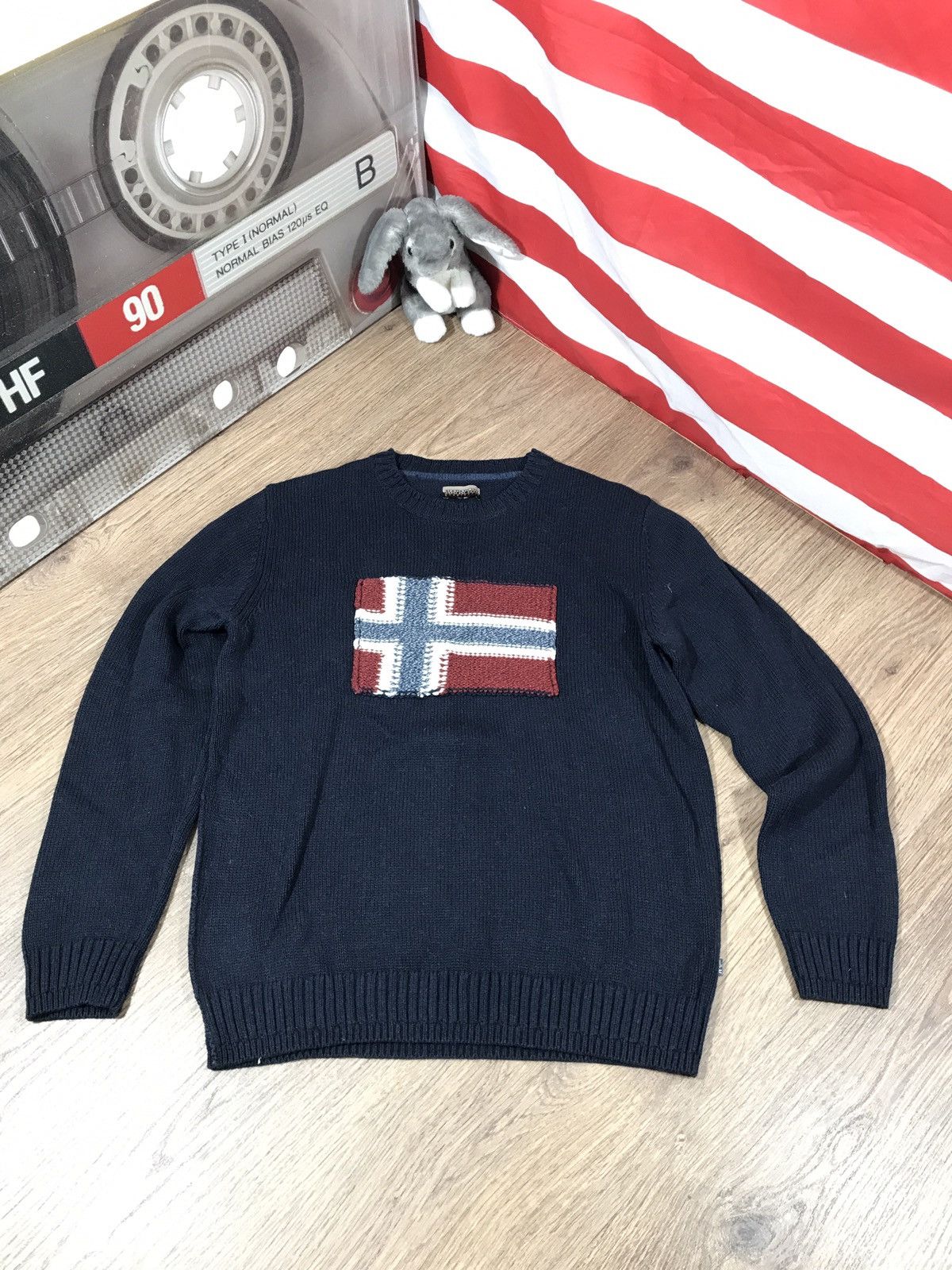 Napapijri Vintage Napapijri Knit Sweater Flag Big Logo Size US L / EU 52-54 / 3 - 1 Thumbnail