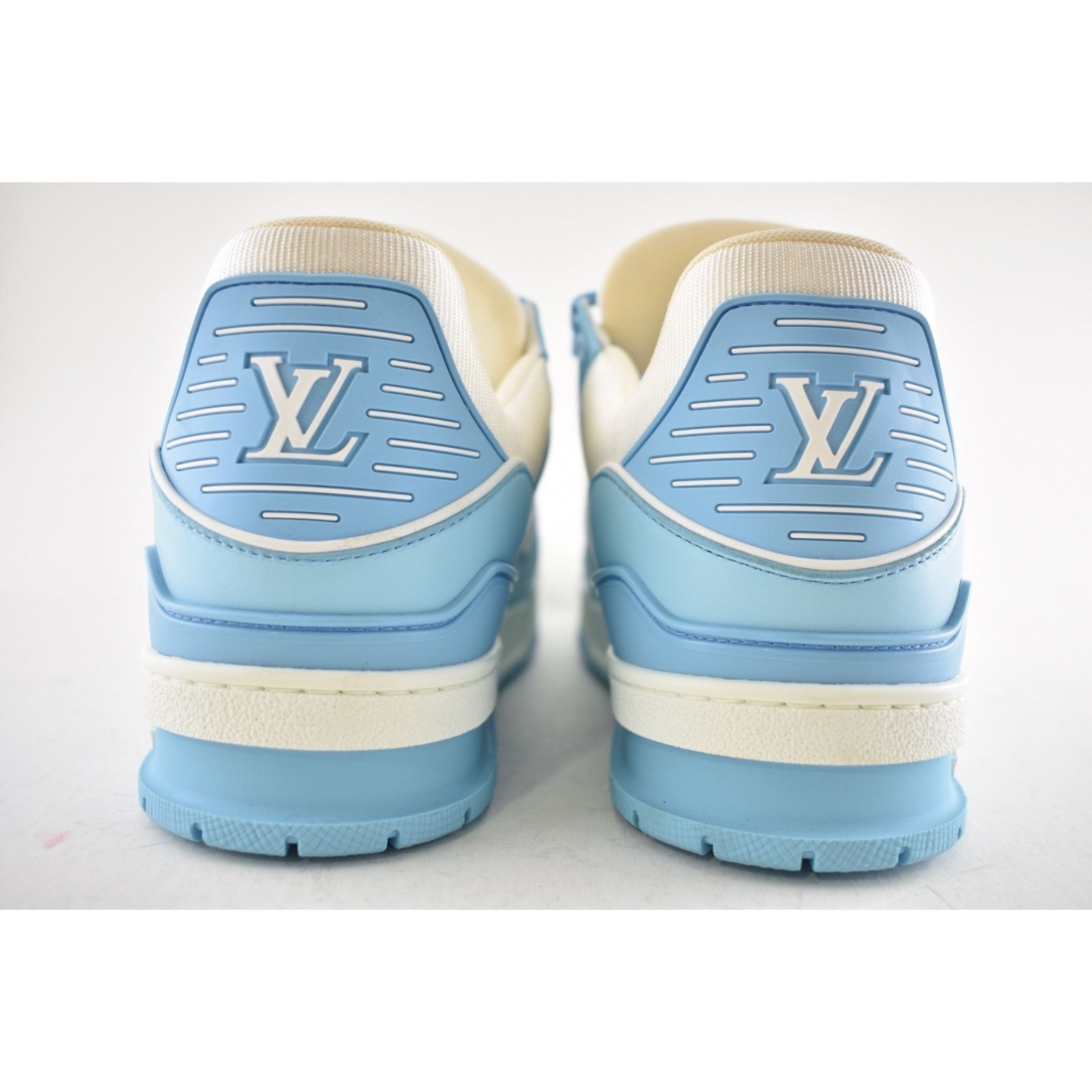 Louis Vuitton Louis Vuitton Sky Blue Empreinte White Leather Low Trainer Size US 10 / EU 43 - 18 Thumbnail