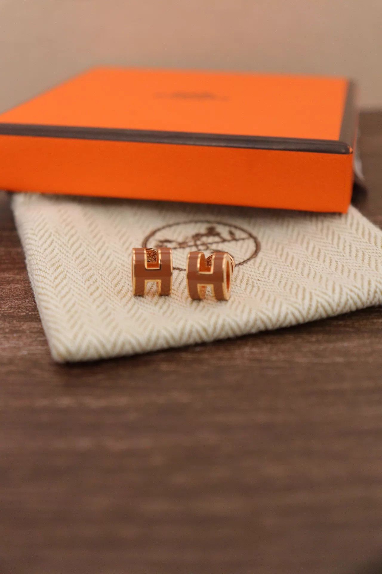 Hermes Hermès Pop H Mini Earrings Milky Tea RG Box, Dust Bag, Manual Size ONE SIZE - 3 Thumbnail