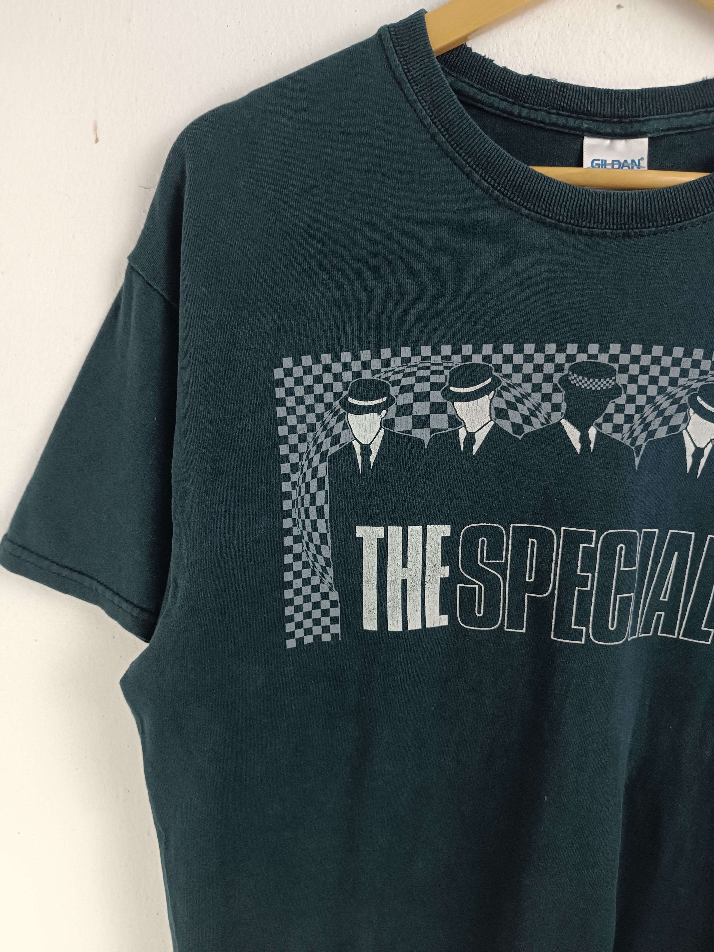 Vintage THRASH FADED VINTAGE '13 THE SPECIALS TOUR TEE SKA RANCID Size US M / EU 48-50 / 2 - 5 Thumbnail