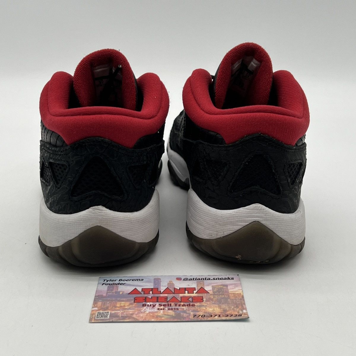 Air Jordan 11 low gs 2011