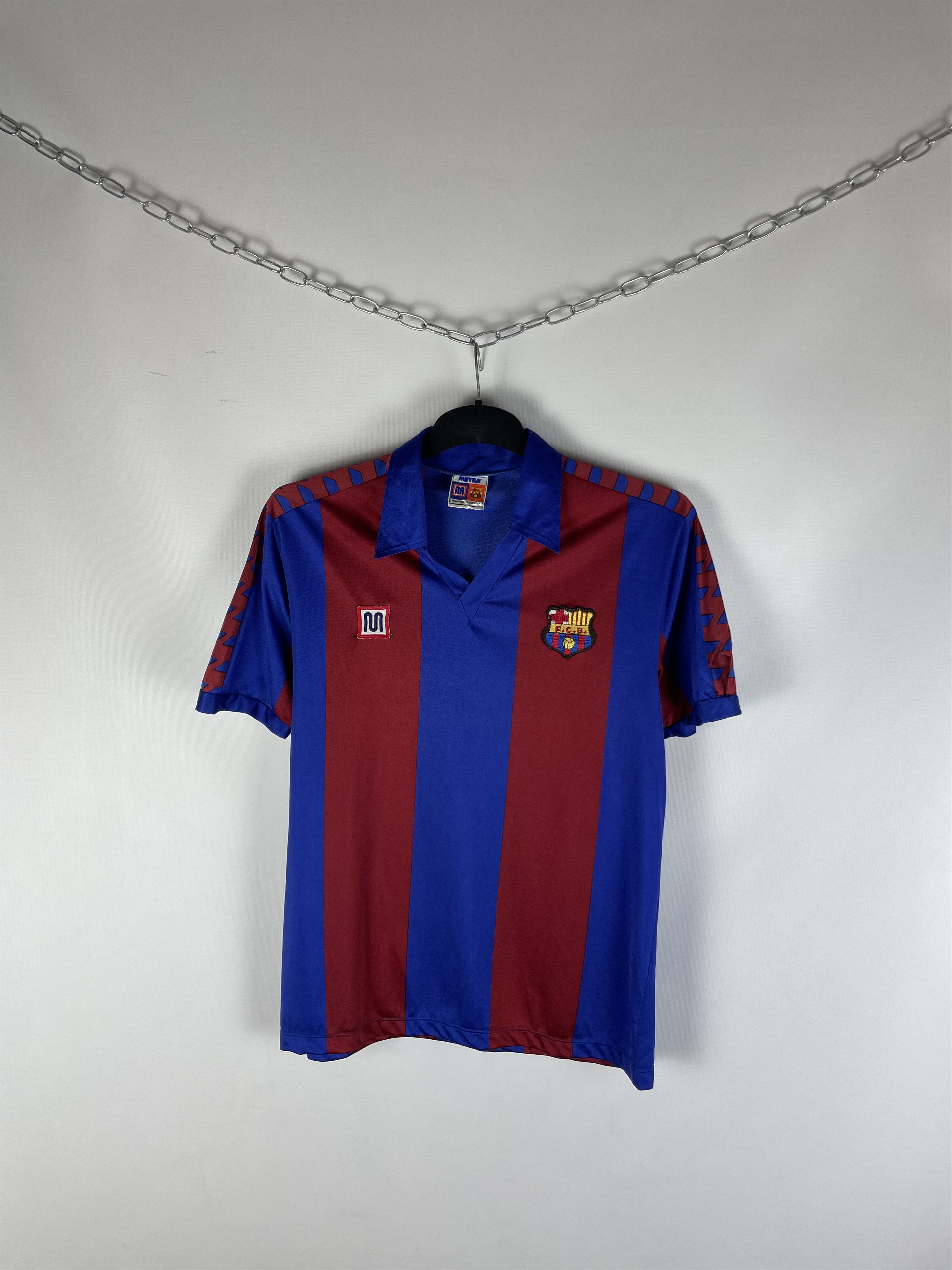 Vintage BARCELONA 1984/1989 HOME FOOTBALL SHIRT MEYBA VINTAGE Size US M / EU 48-50 / 2 - 2 Thumbnail