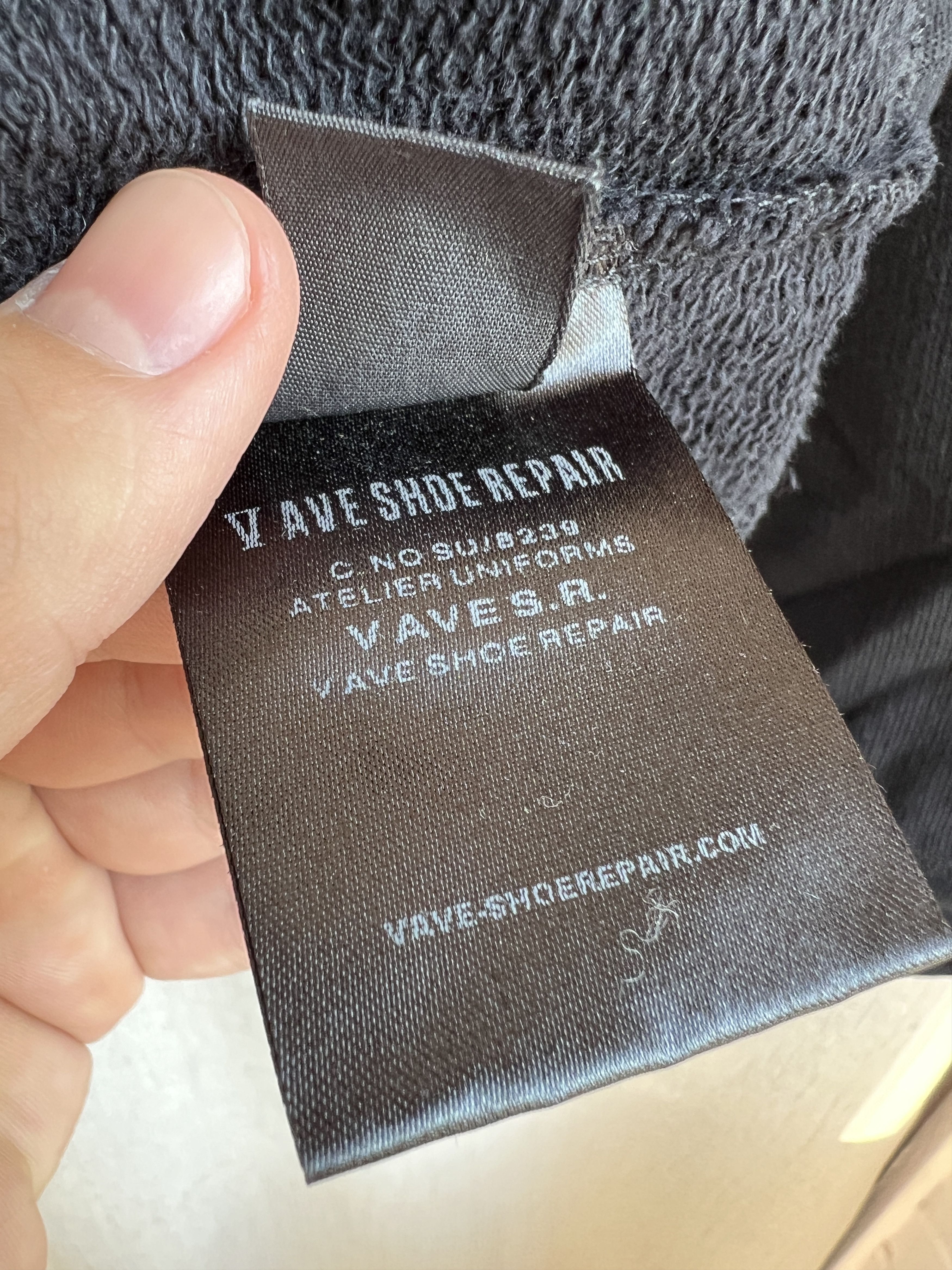 V AVE SHOE REPAIR V Ave Shoe Repair Sweatshirt Skull Embroidery Jumper Size US M / EU 48-50 / 2 - 11 Thumbnail