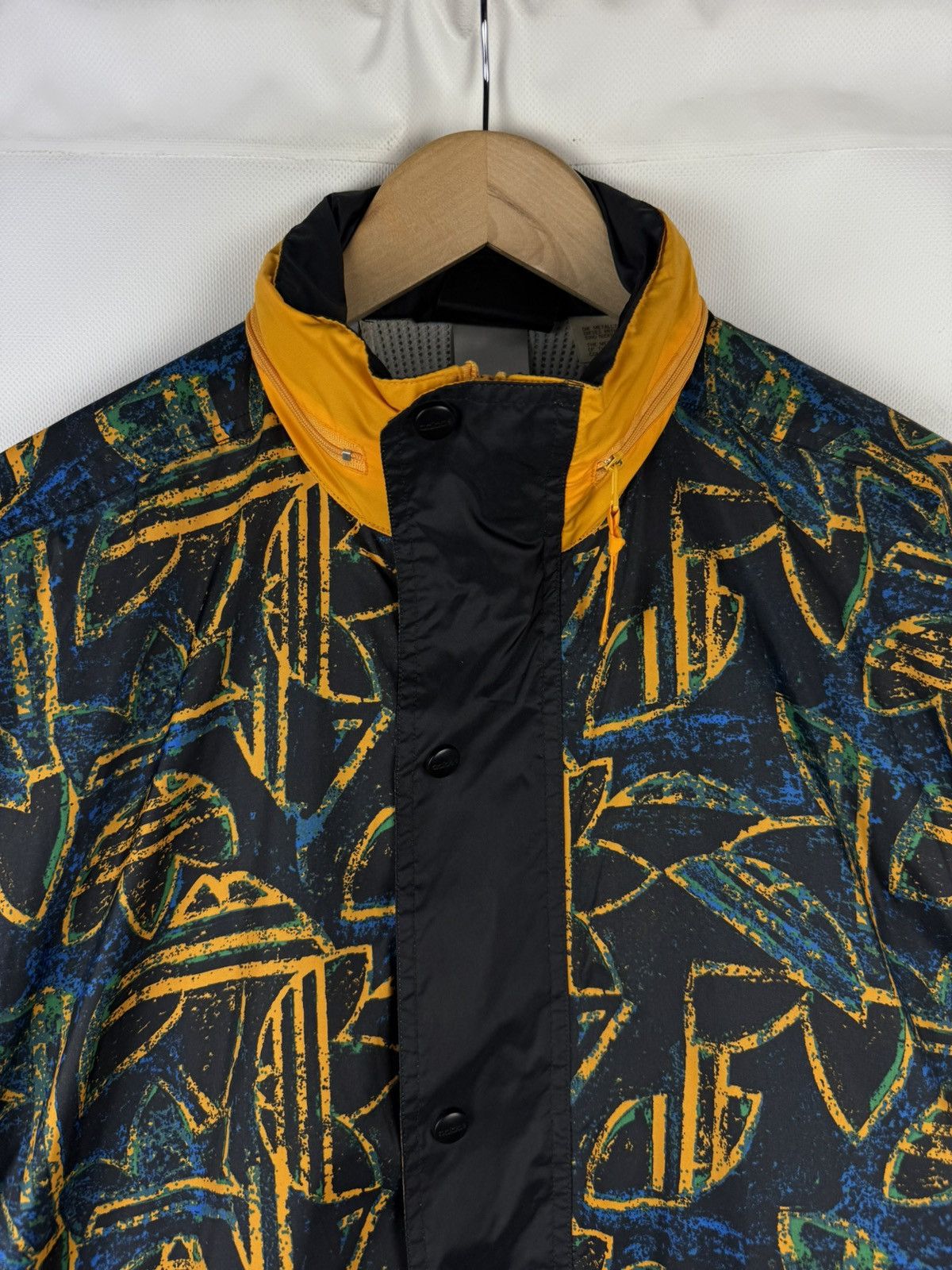 Adidas × Vintage Adidas VTG Overprinted Packable Light Windbreaker Jacket Size US M / EU 48-50 / 2 - 6 Thumbnail