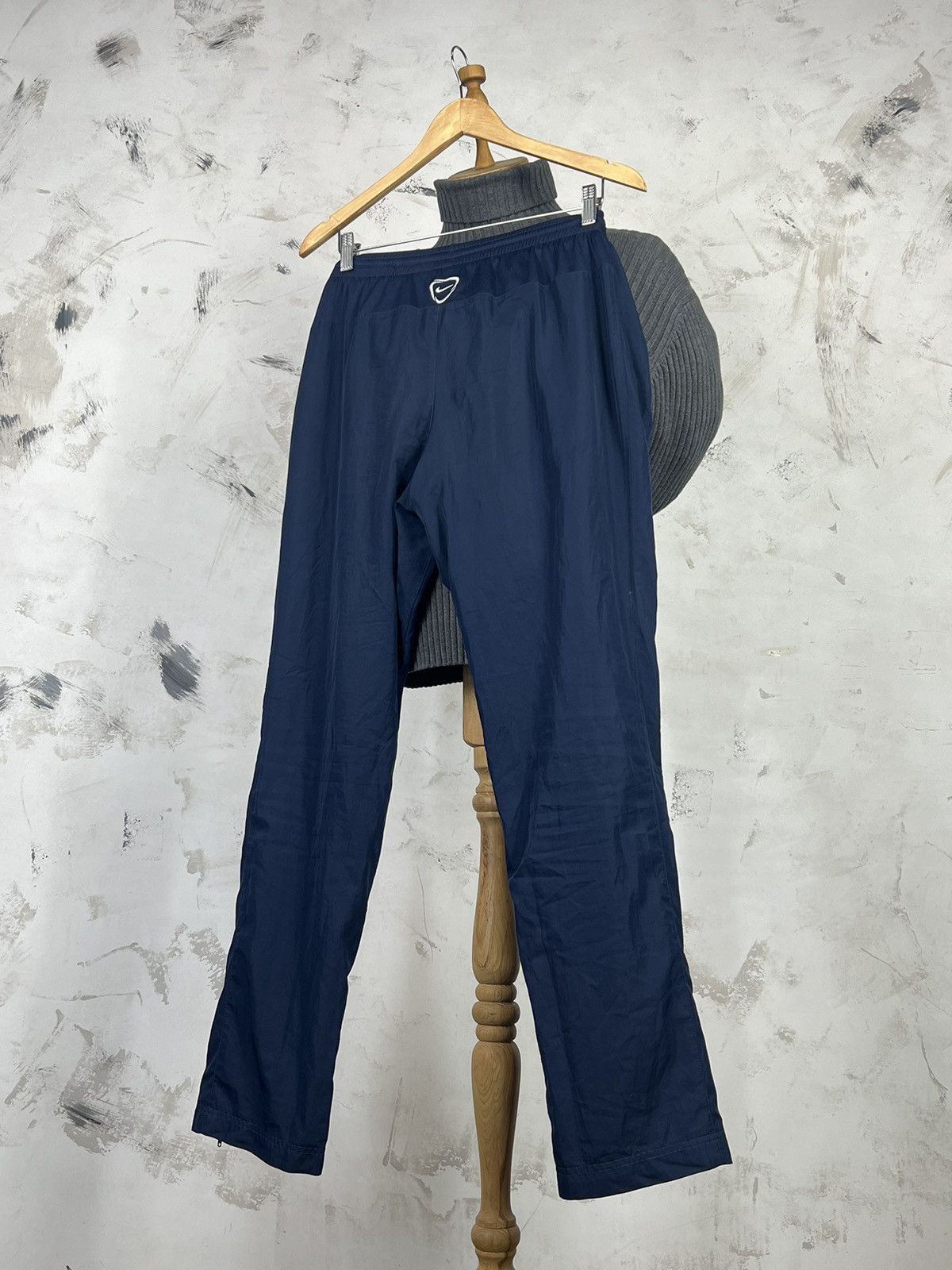 Nike Vintage Nike Dri-Fit Track Pants Size M Size US 30 / EU 46 - 6 Thumbnail