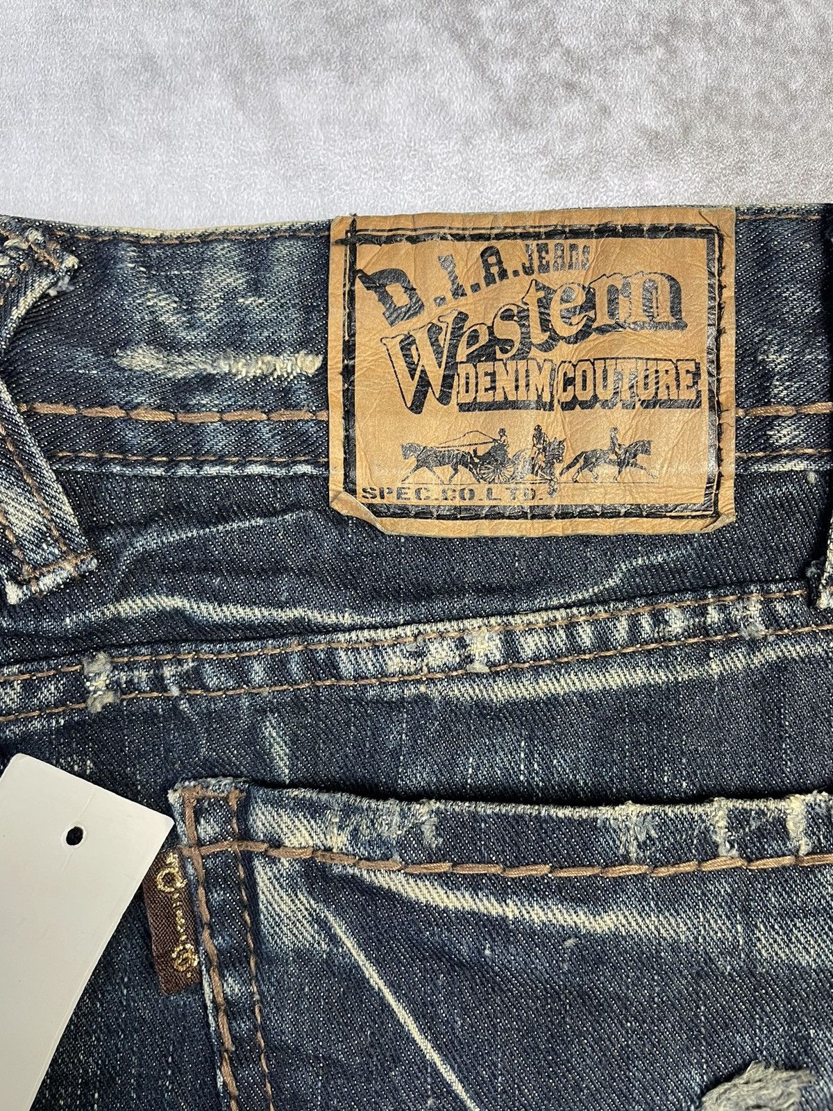 Japanese Brand Y2k D.i.a. Lace-Up Distressed Denim Mini Skirt Size 26" / US 2 / IT 38 - 11 Thumbnail