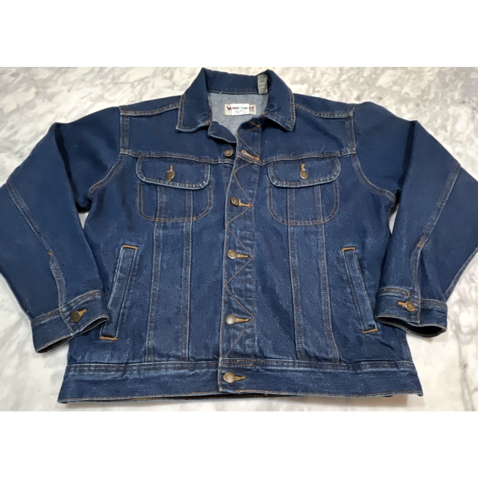Wrangler Wrangler Rugged Wear Denim Jacket Men M Blue RJK30AN Trucker Dark Bomber Jacket Jeans Style Size US 31 - 3 Thumbnail