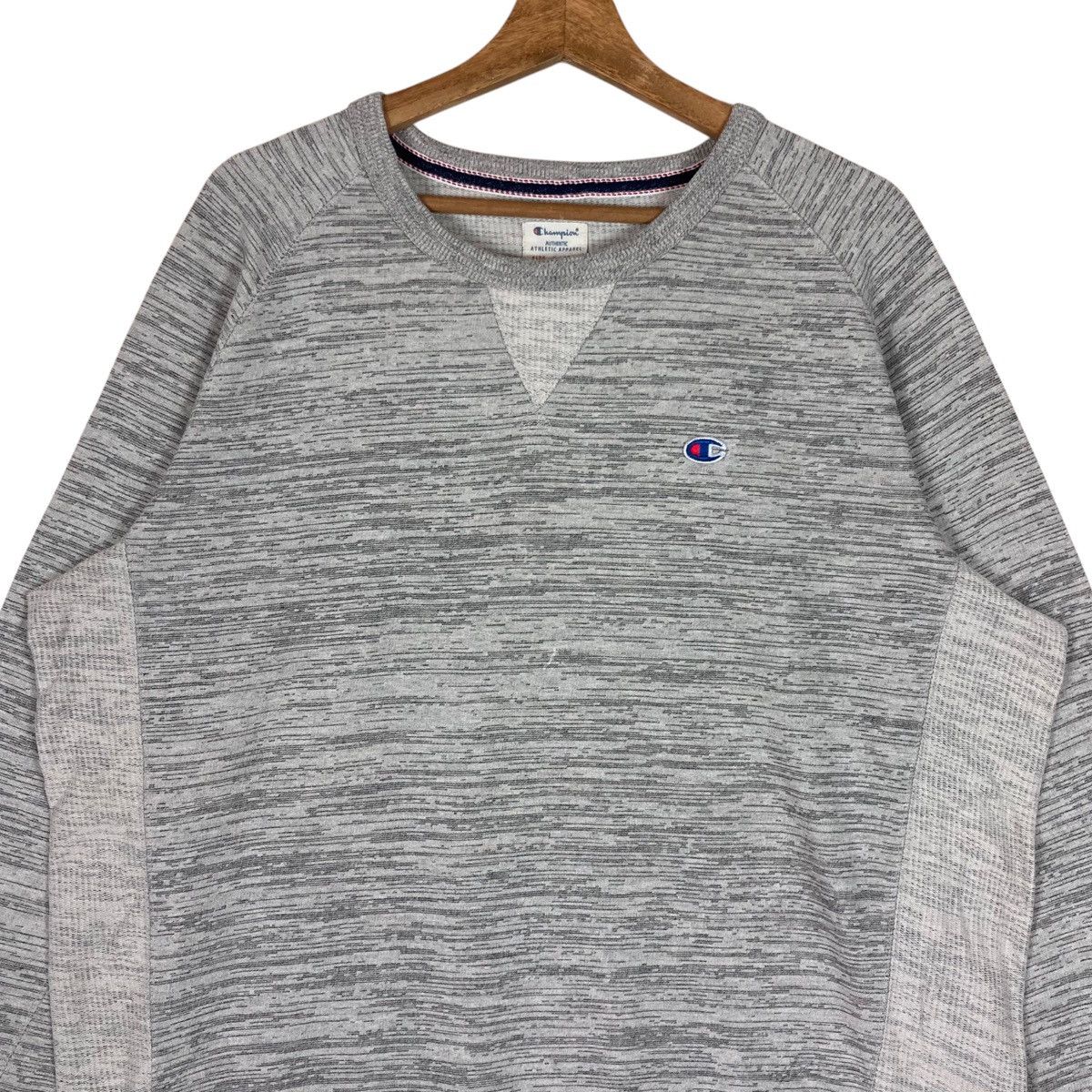 Champion Vintage Champion Pullover Jumper Sweatshirt Size US XL / EU 56 / 4 - 2 Thumbnail