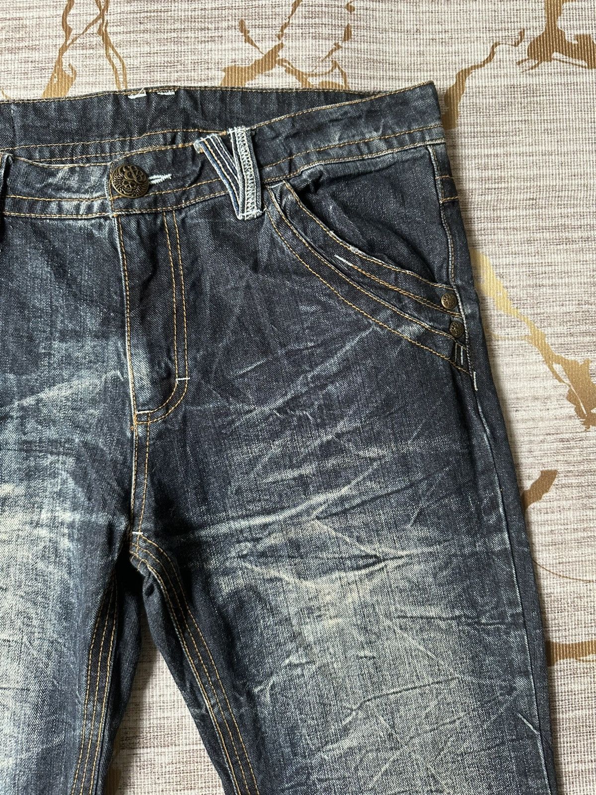 Japanese Brand FLARE Sky Bomber Claw Marks Design Denim Size US 34 / EU 50 - 11 Thumbnail