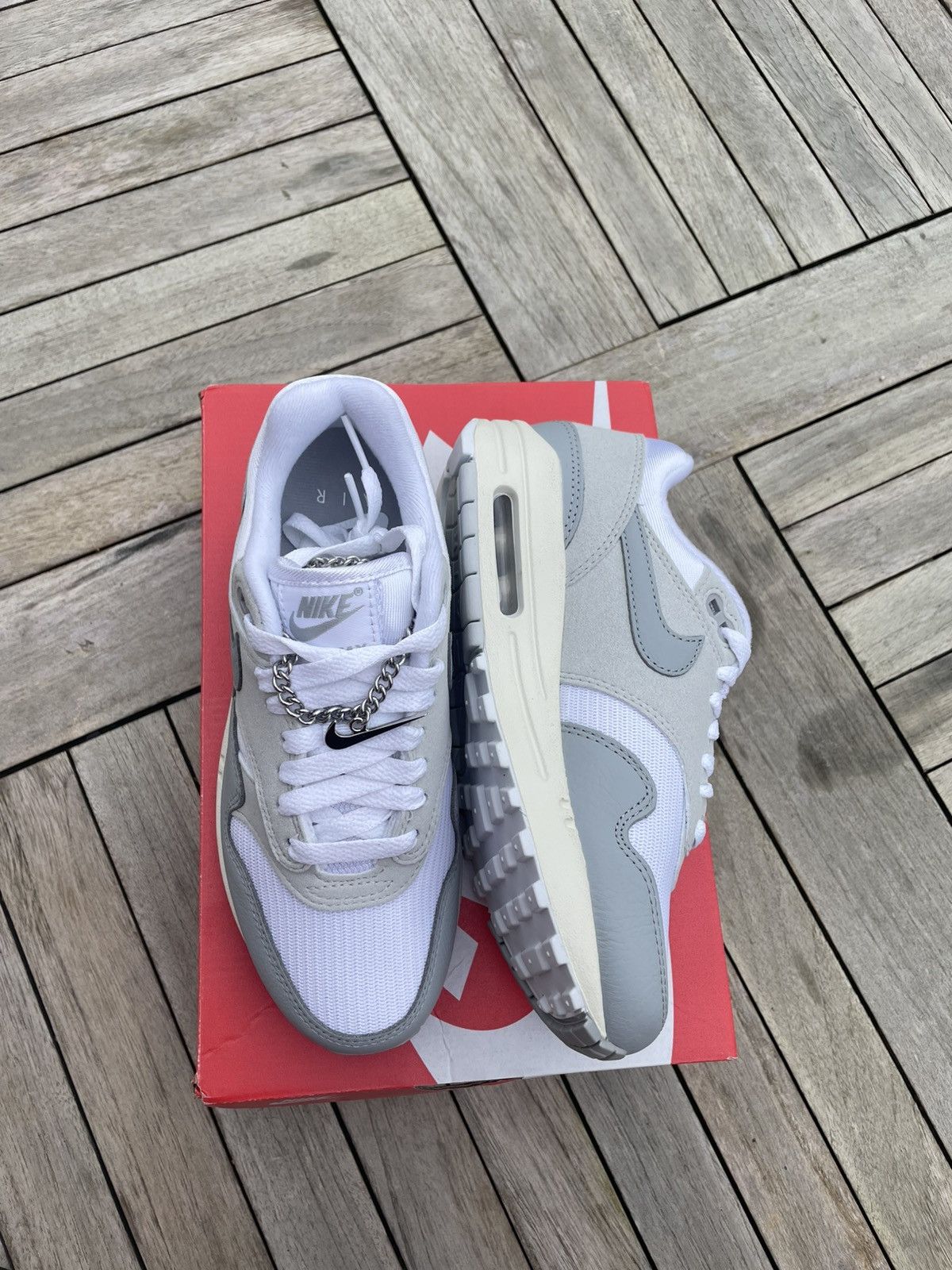 Nike Air Max One Pure Platinum Smoke Grey Size US 5 / IT 35 - 1 Thumbnail