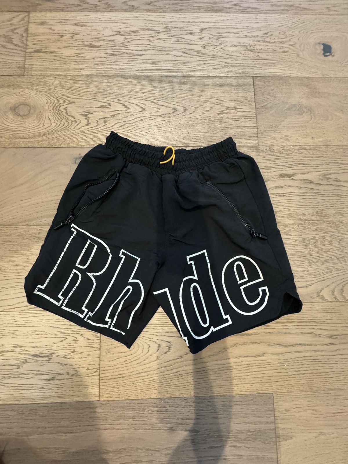 Rhude Rhude Big Logo Nylon Shorts Black – Size S Size US 30 / EU 46 - 2 Thumbnail