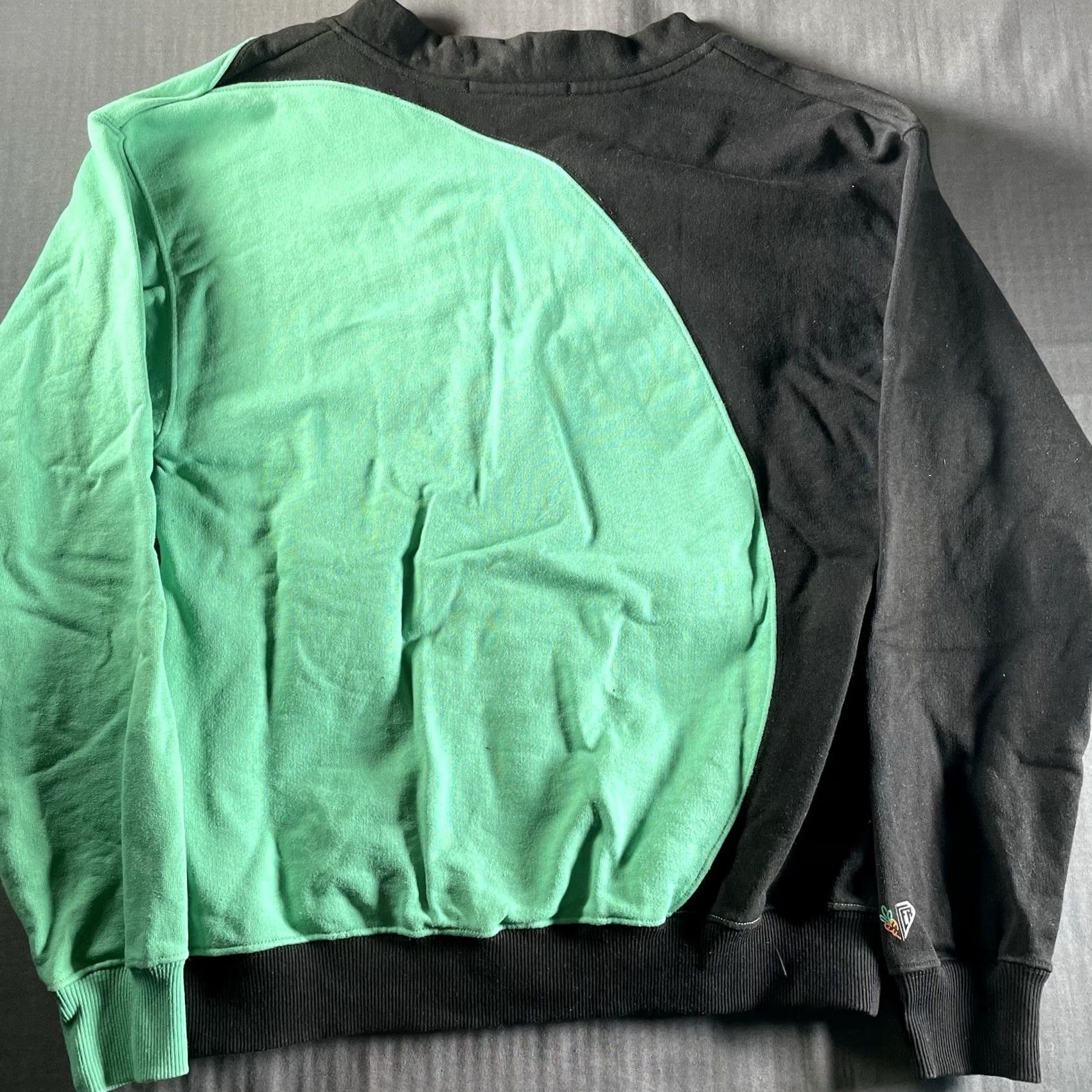 Vintage Carrots Cardigan Mens Medium IUTER Split Cardigan Sweater Black Green Italy Size US M / EU 48-50 / 2 - 8 Thumbnail
